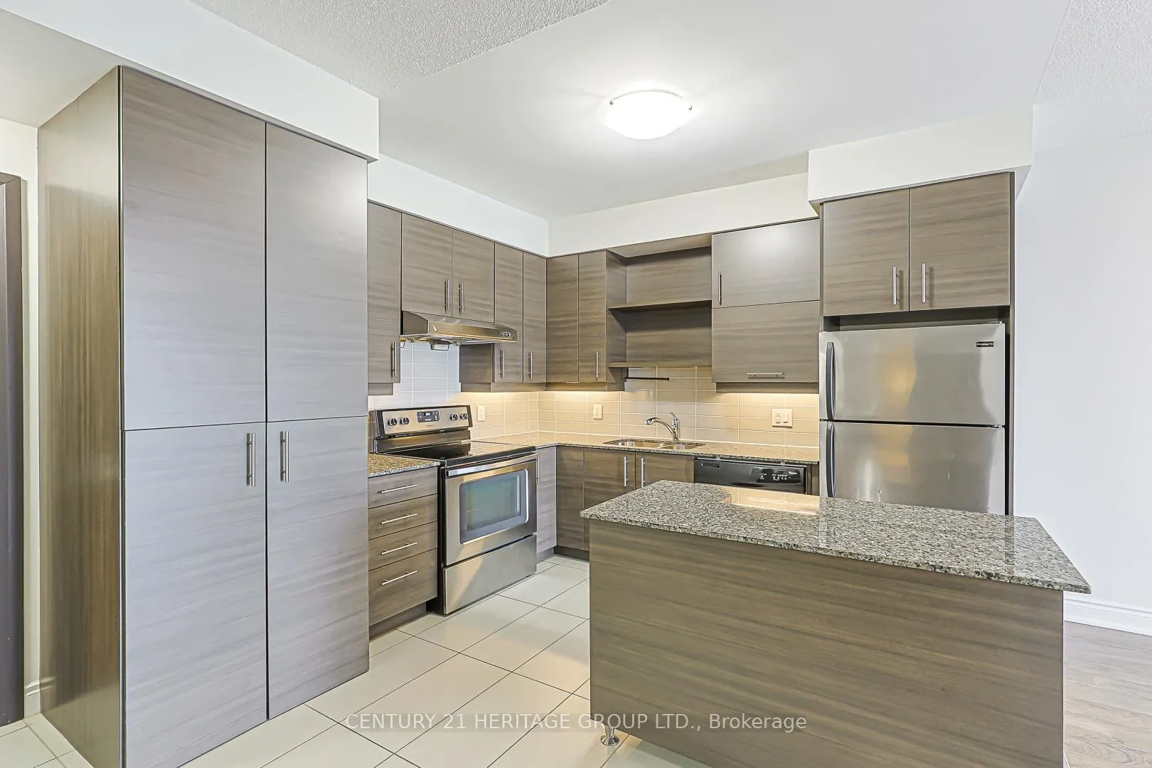 Photo 7 of Unit 719, 277 South Park Road, Markham, Commerce Valley — HOMEH