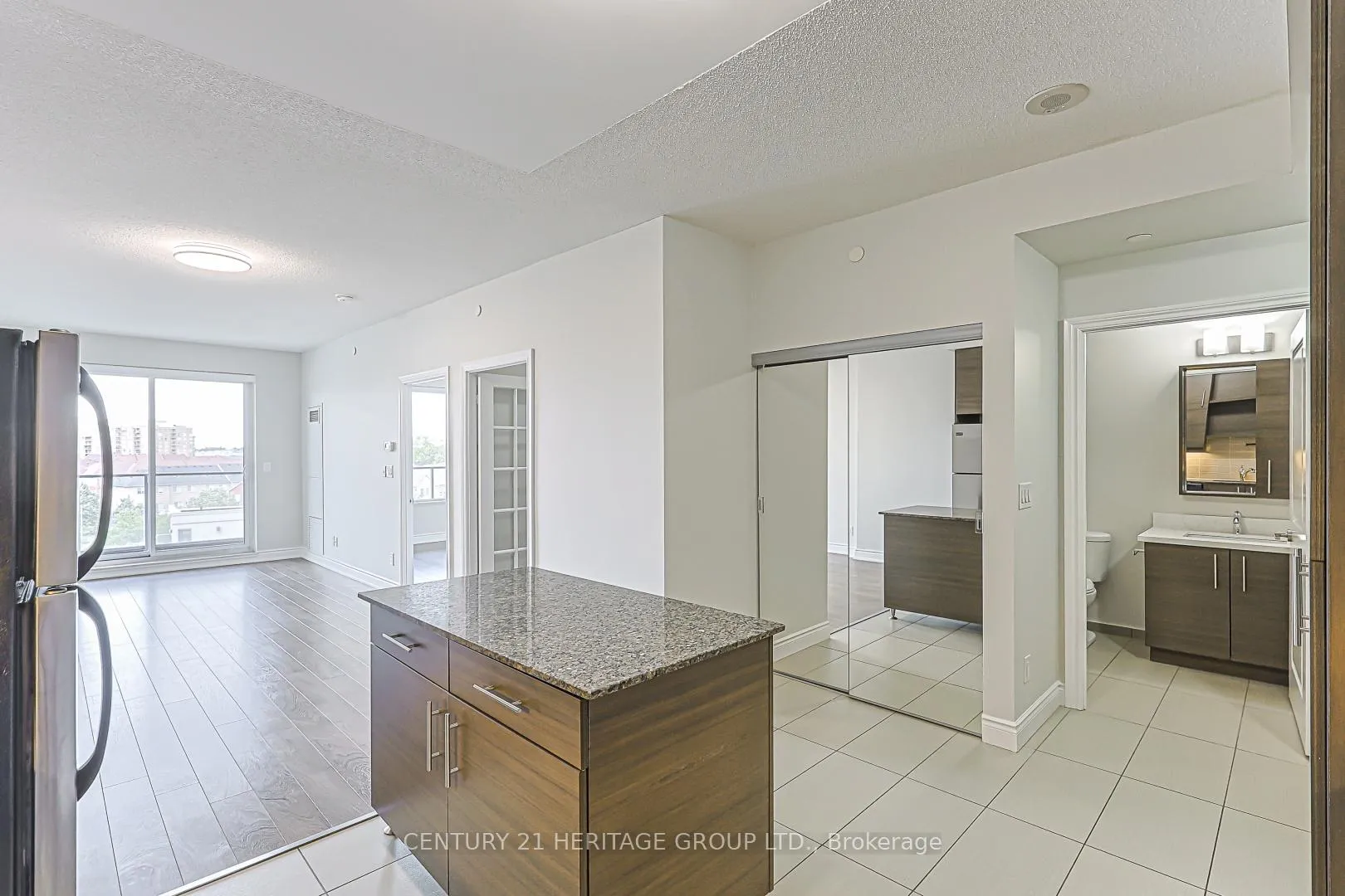 Photo 14 of Unit 719, 277 South Park Road, Markham, Commerce Valley — HOMEH