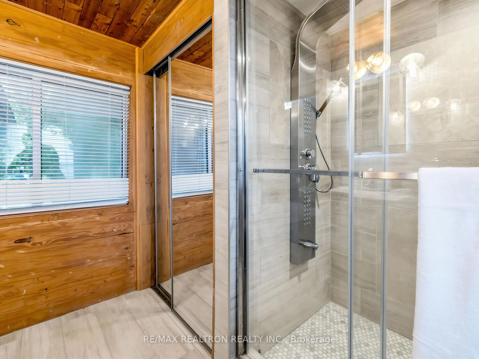 Photo 10 of 4705 Anderson Avenue, Ramara, Rural Ramara — HOMEH