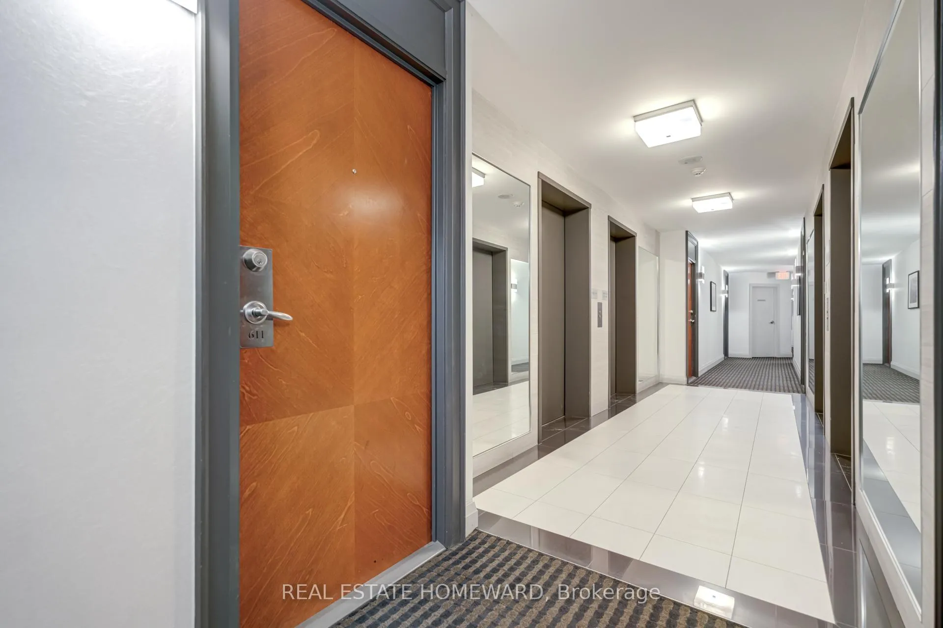 Photo 5 of Unit 611, 300 Bloor Street E, Toronto, Rosedale-Moore Park — HOMEH