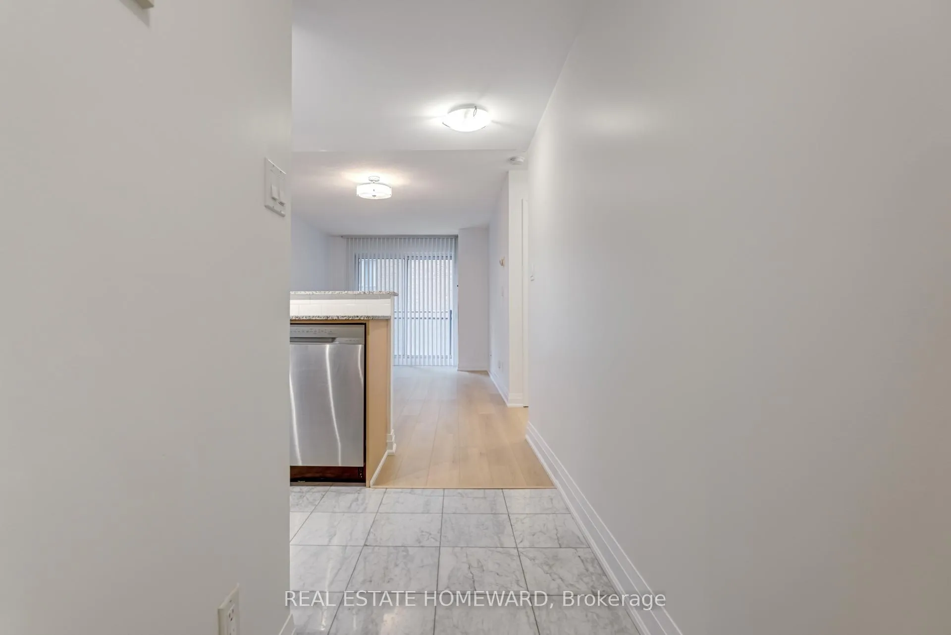 Photo 9 of Unit 611, 300 Bloor Street E, Toronto, Rosedale-Moore Park — HOMEH