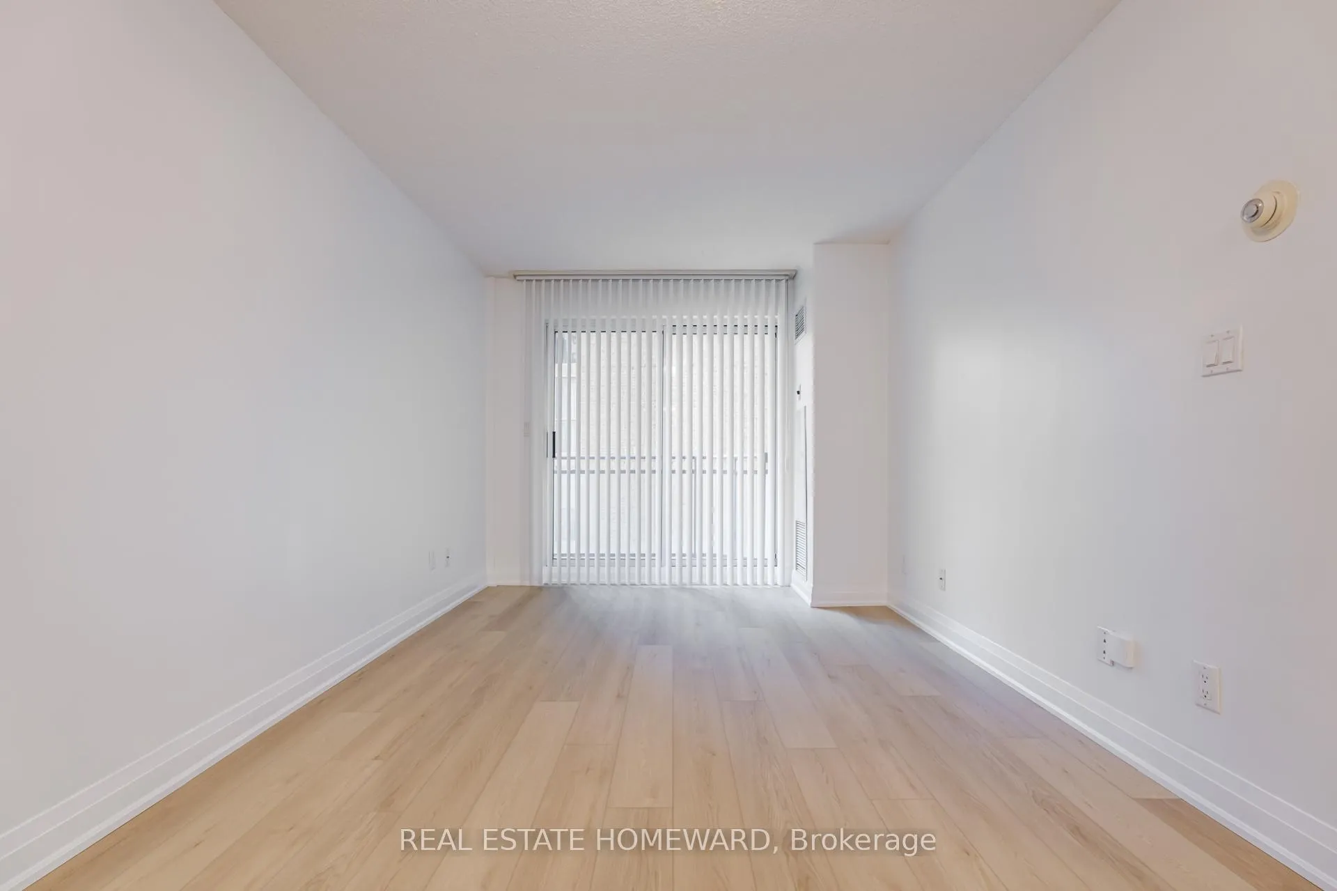 Photo 12 of Unit 611, 300 Bloor Street E, Toronto, Rosedale-Moore Park — HOMEH