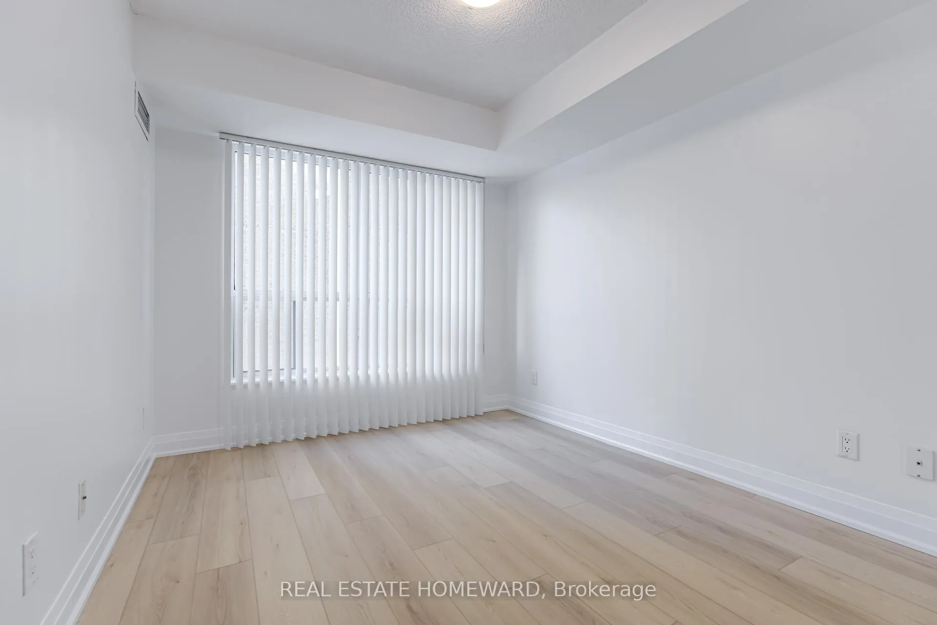 Photo 18 of Unit 611, 300 Bloor Street E, Toronto, Rosedale-Moore Park — HOMEH