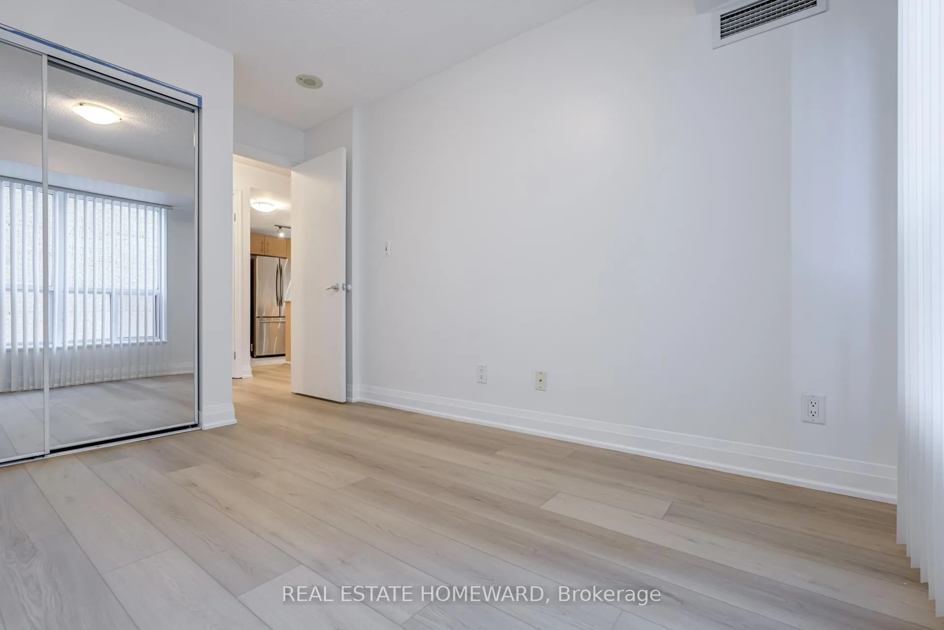 Photo 19 of Unit 611, 300 Bloor Street E, Toronto, Rosedale-Moore Park — HOMEH