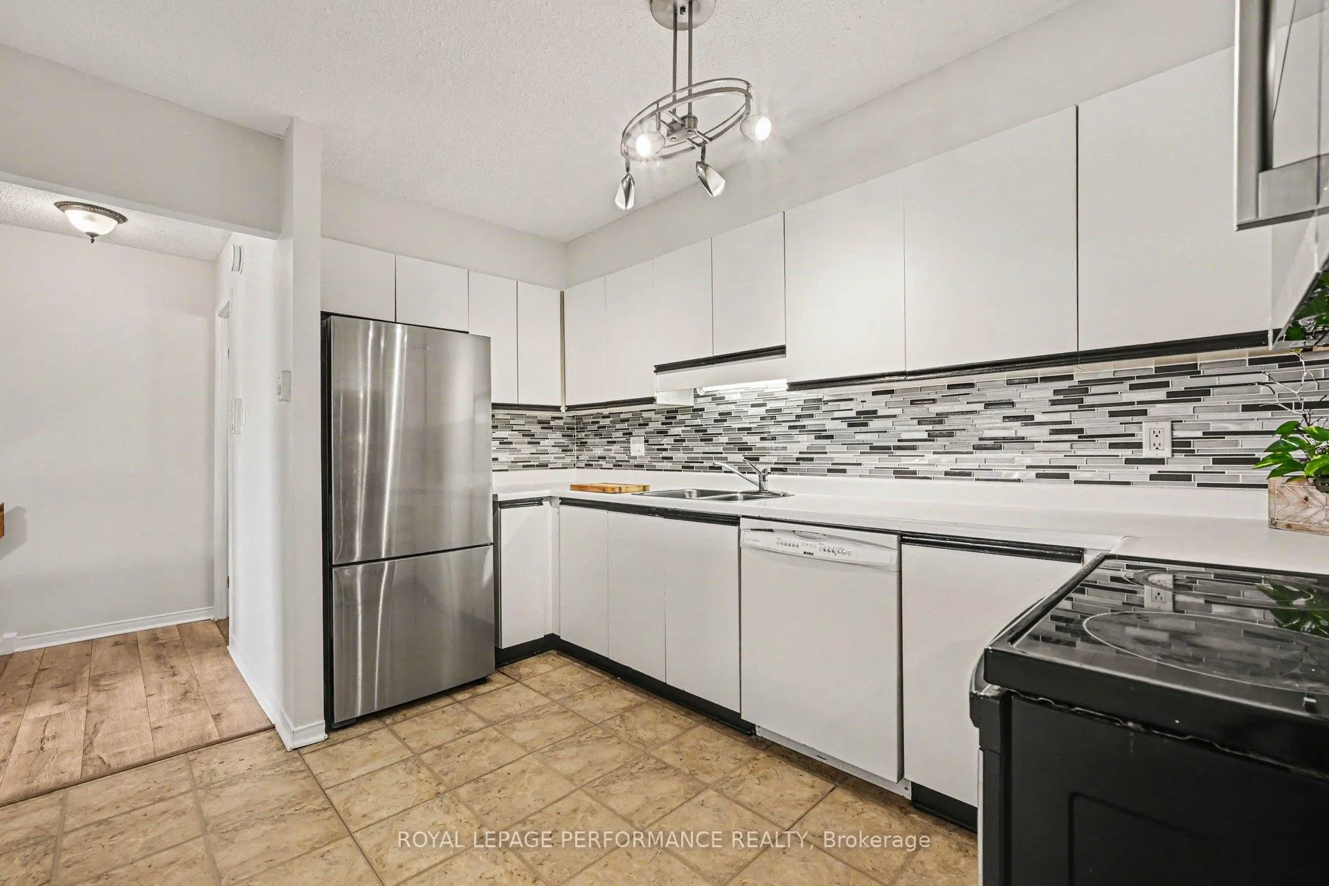 Photo 6 of Unit 217, 8 Terrace Drive, Ottawa, Westcliffe Estates — HOMEH