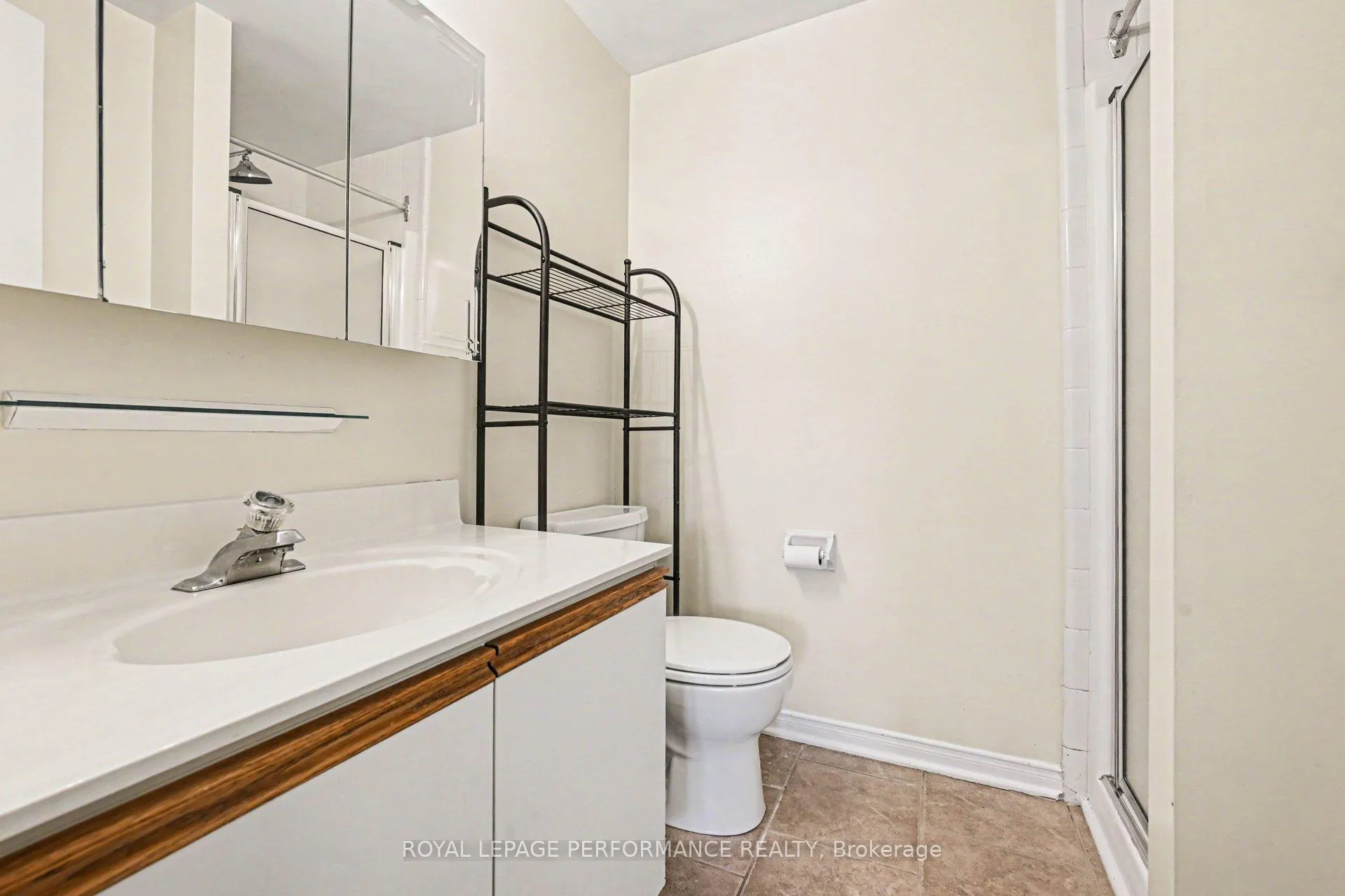 Photo 13 of Unit 217, 8 Terrace Drive, Ottawa, Westcliffe Estates — HOMEH
