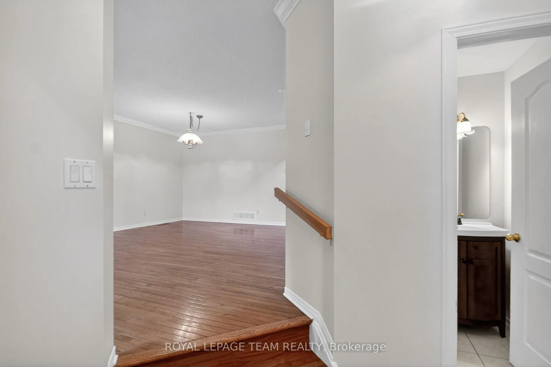 Photo 7 of Unit Windhurst Drive, 19 Windhurst Drive, Ottawa, Barrhaven East — HOMEH