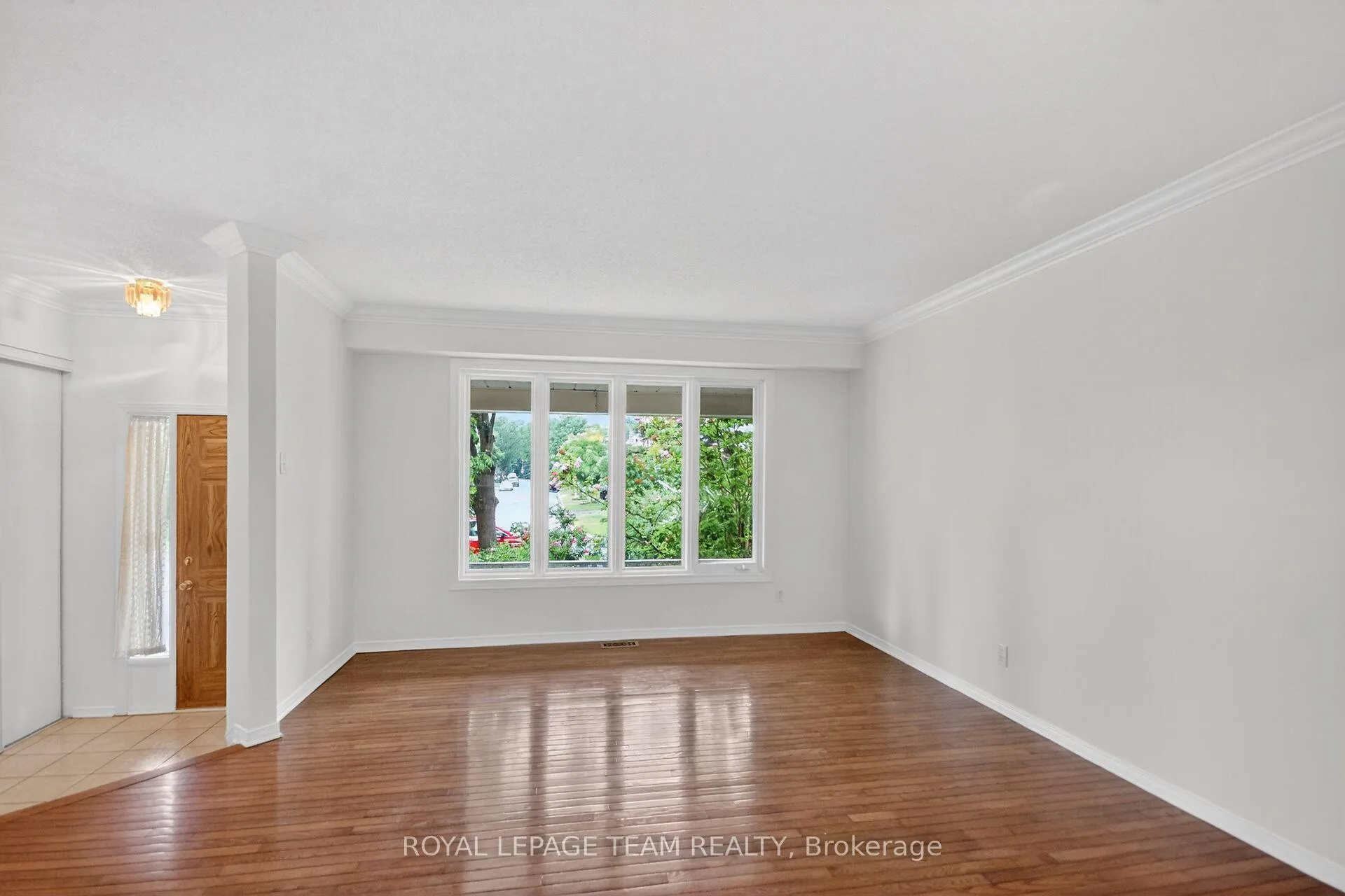 Photo 10 of Unit Windhurst Drive, 19 Windhurst Drive, Ottawa, Barrhaven East — HOMEH