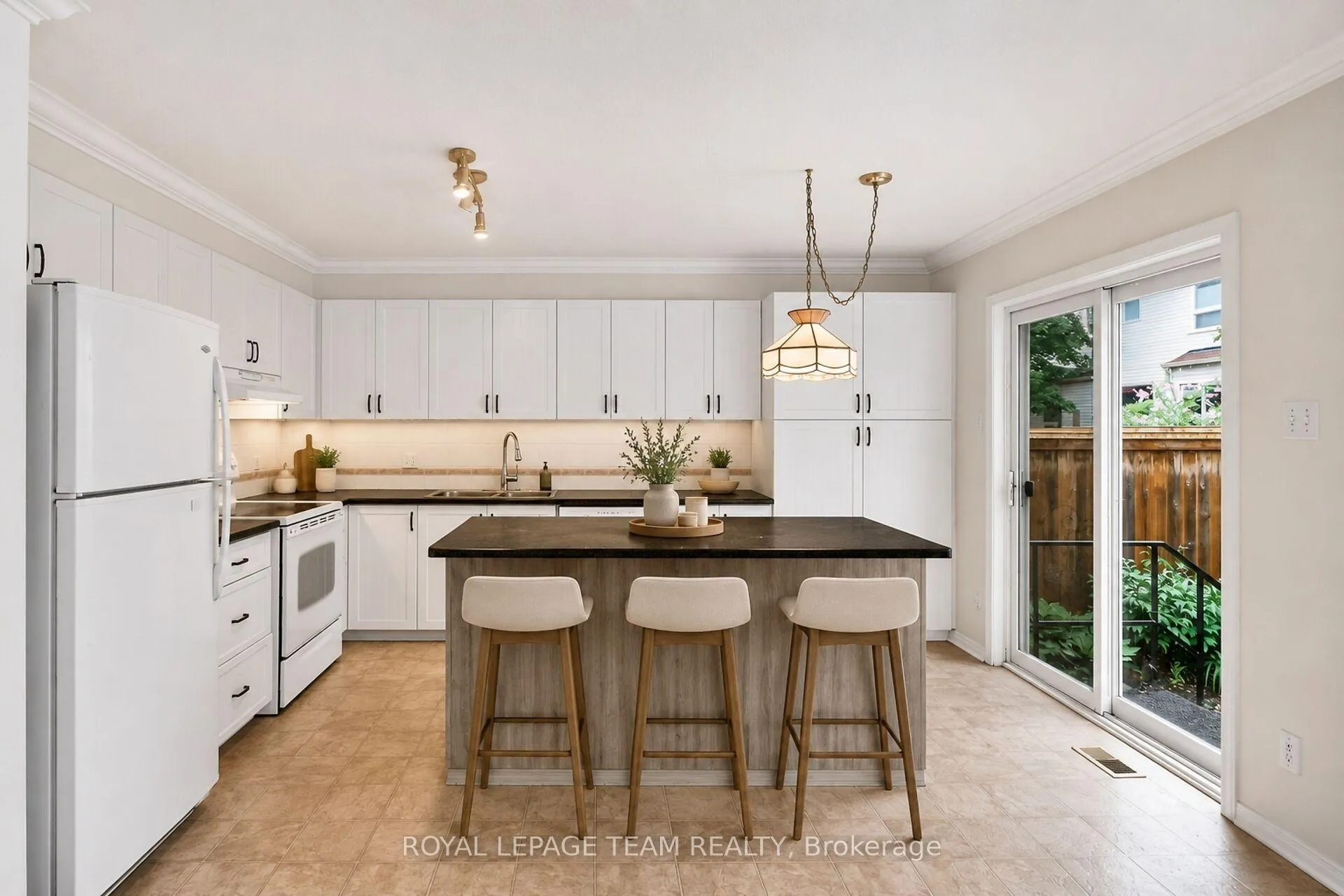 Photo 15 of Unit Windhurst Drive, 19 Windhurst Drive, Ottawa, Barrhaven East — HOMEH