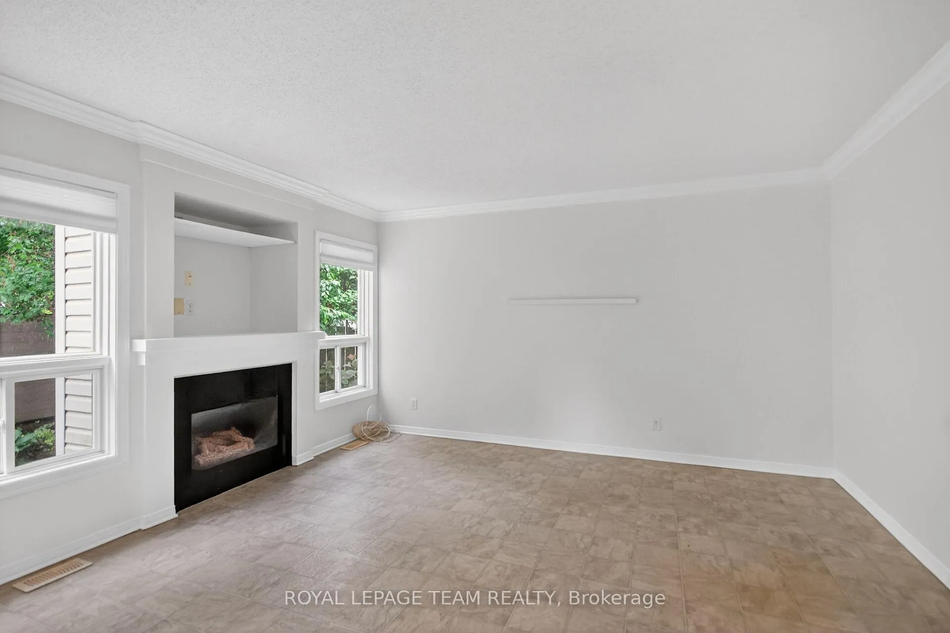 Photo 19 of Unit Windhurst Drive, 19 Windhurst Drive, Ottawa, Barrhaven East — HOMEH