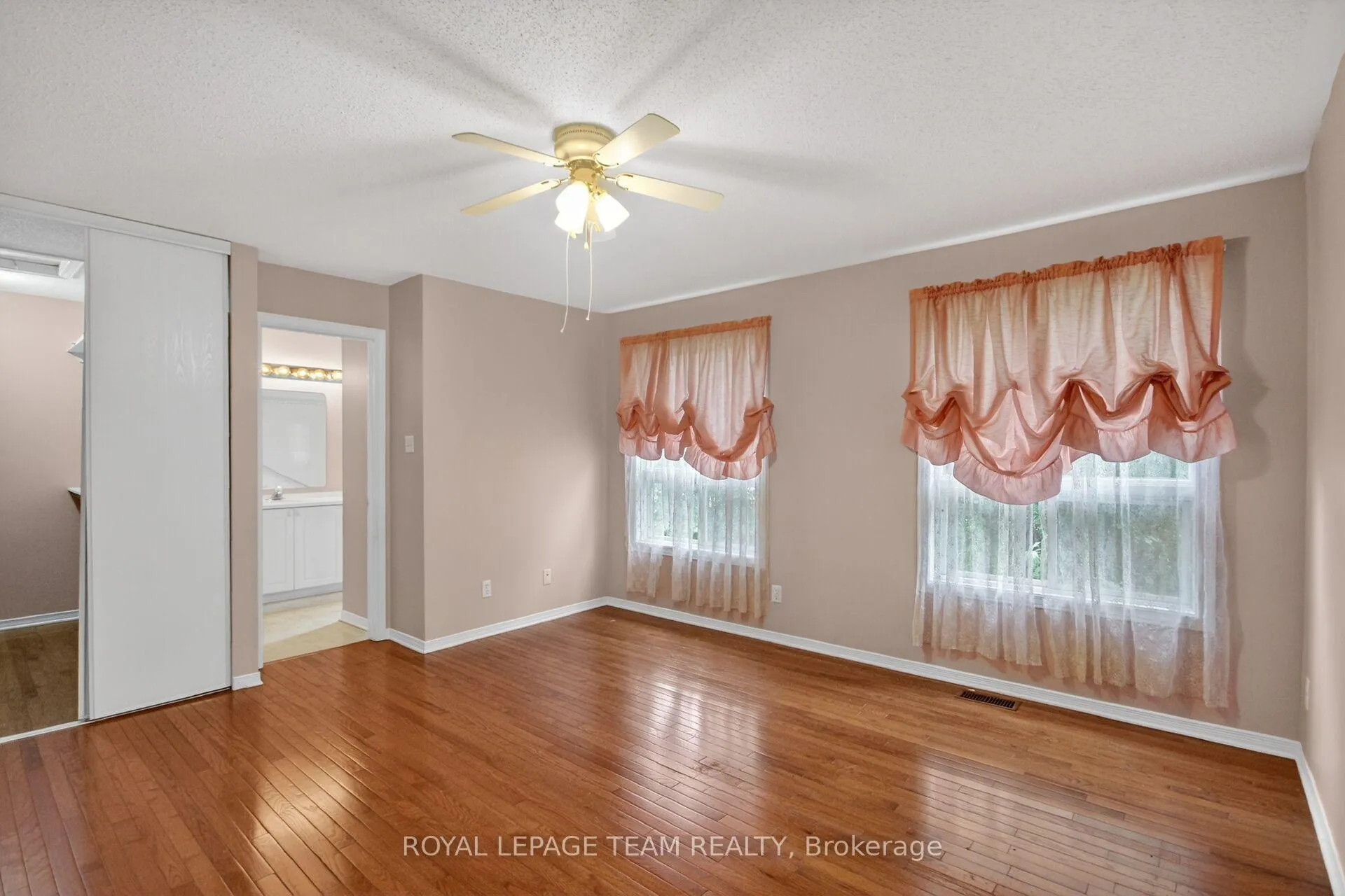 Photo 23 of Unit Windhurst Drive, 19 Windhurst Drive, Ottawa, Barrhaven East — HOMEH