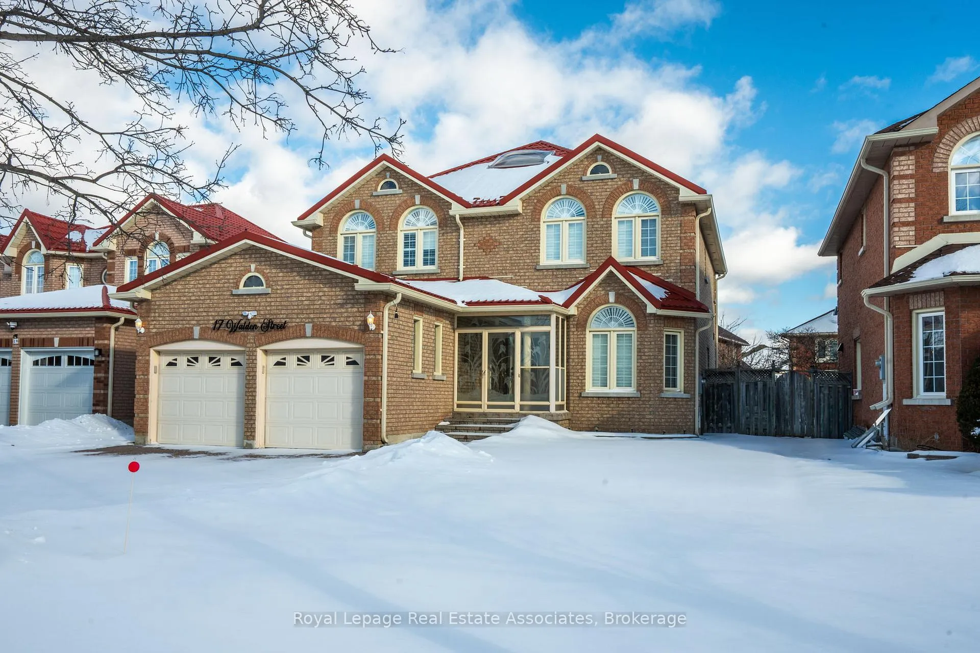 Photo 1 of 17 Walden Street, Markham, Middlefield — HOMEH