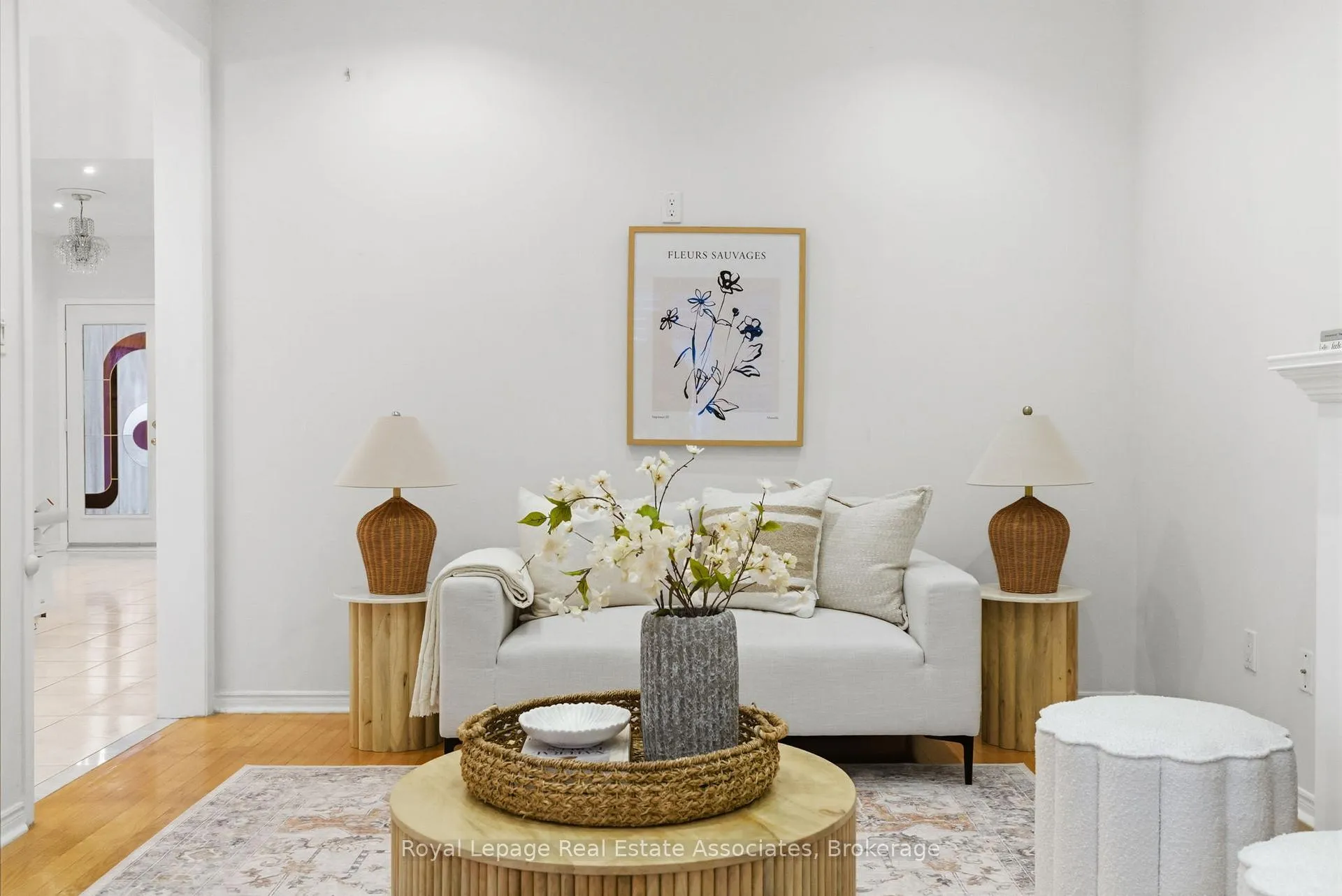 Photo 9 of 17 Walden Street, Markham, Middlefield — HOMEH