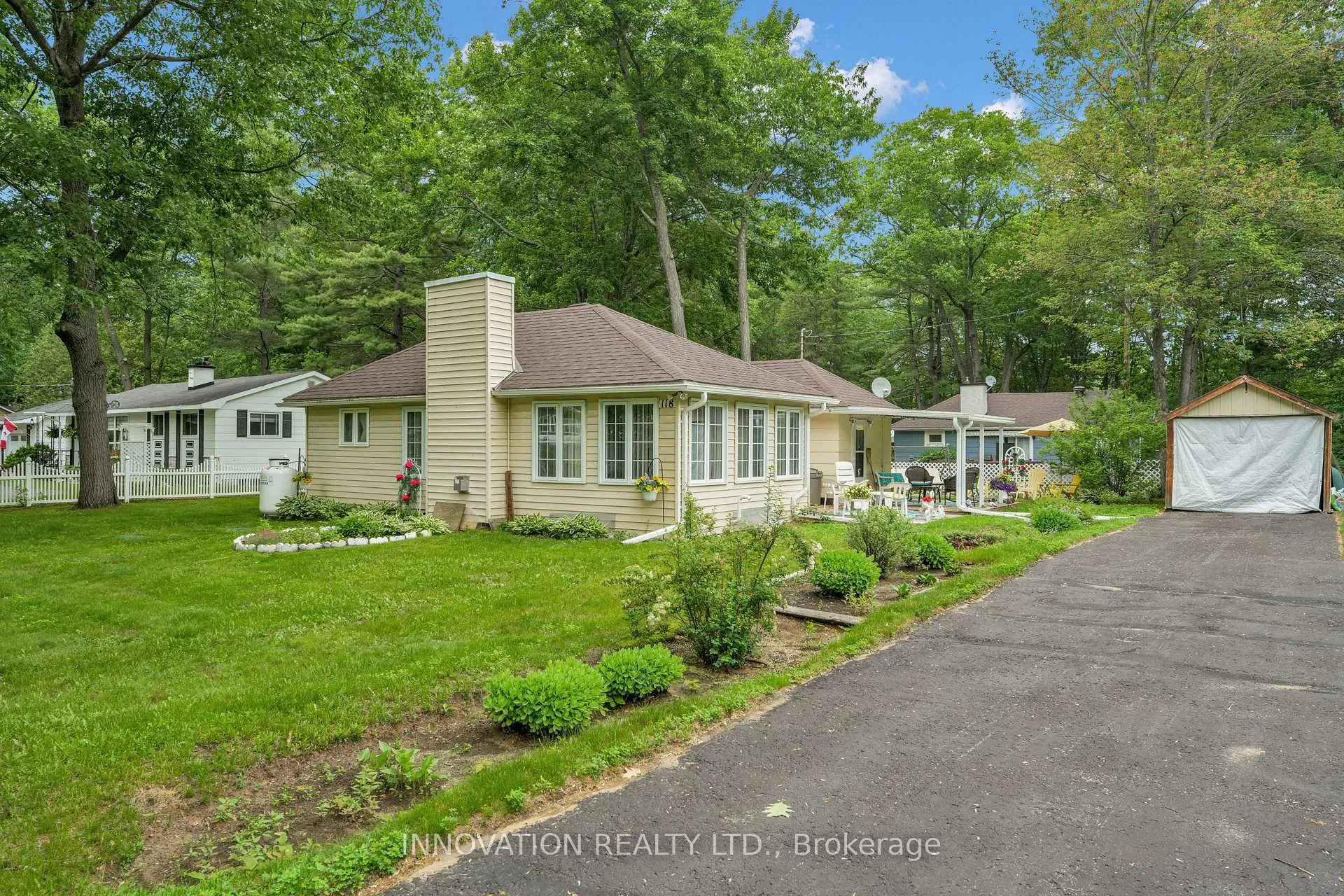 Photo 3 of 118 Torbolton Street, Ottawa, Constance Bay — HOMEH
