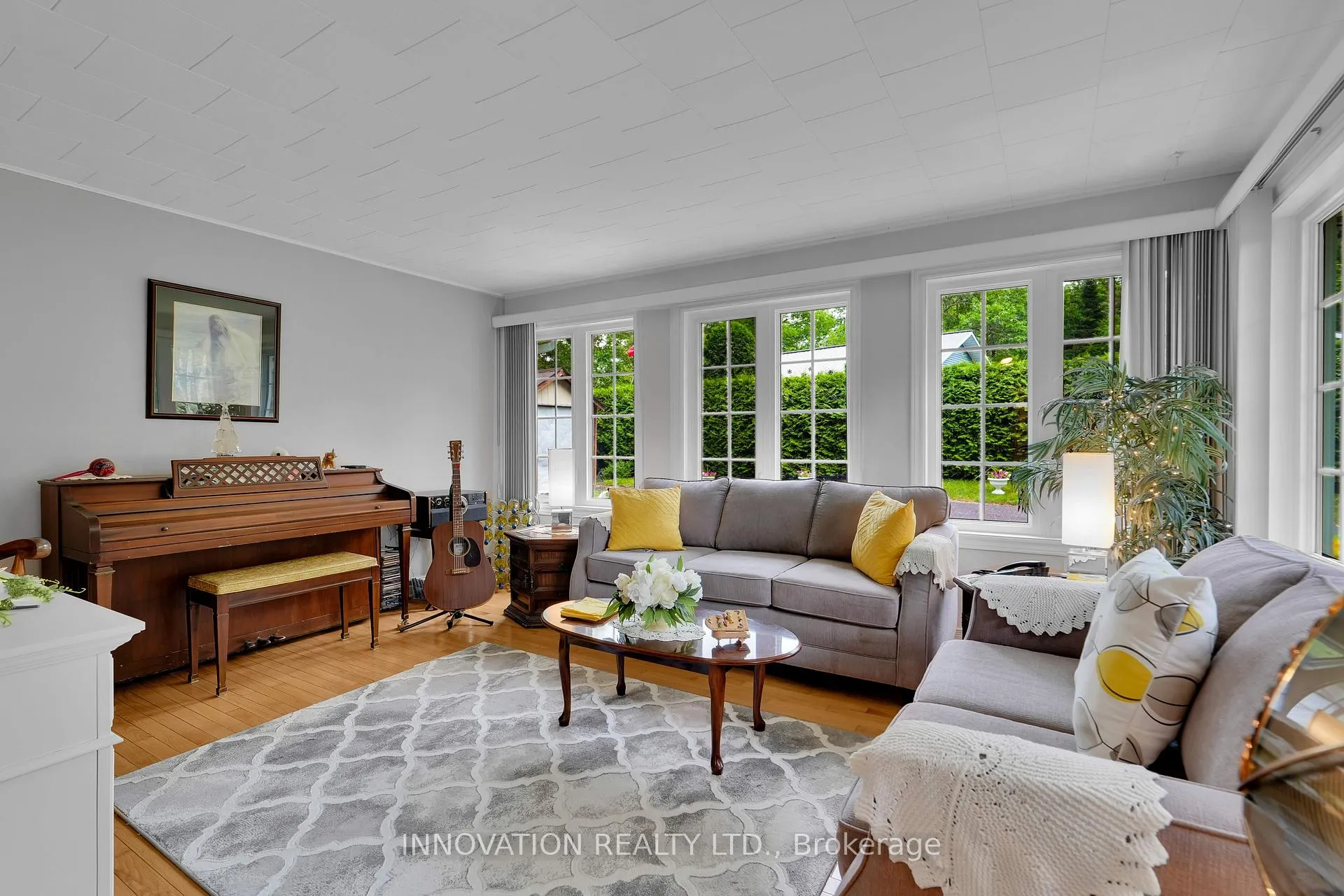 Photo 8 of 118 Torbolton Street, Ottawa, Constance Bay — HOMEH