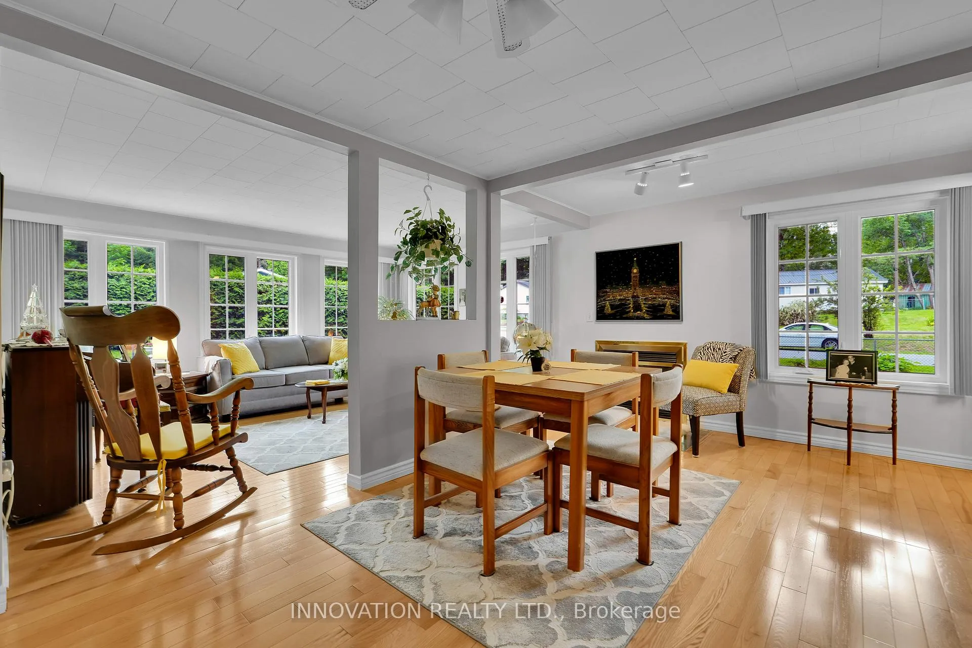 Photo 11 of 118 Torbolton Street, Ottawa, Constance Bay — HOMEH