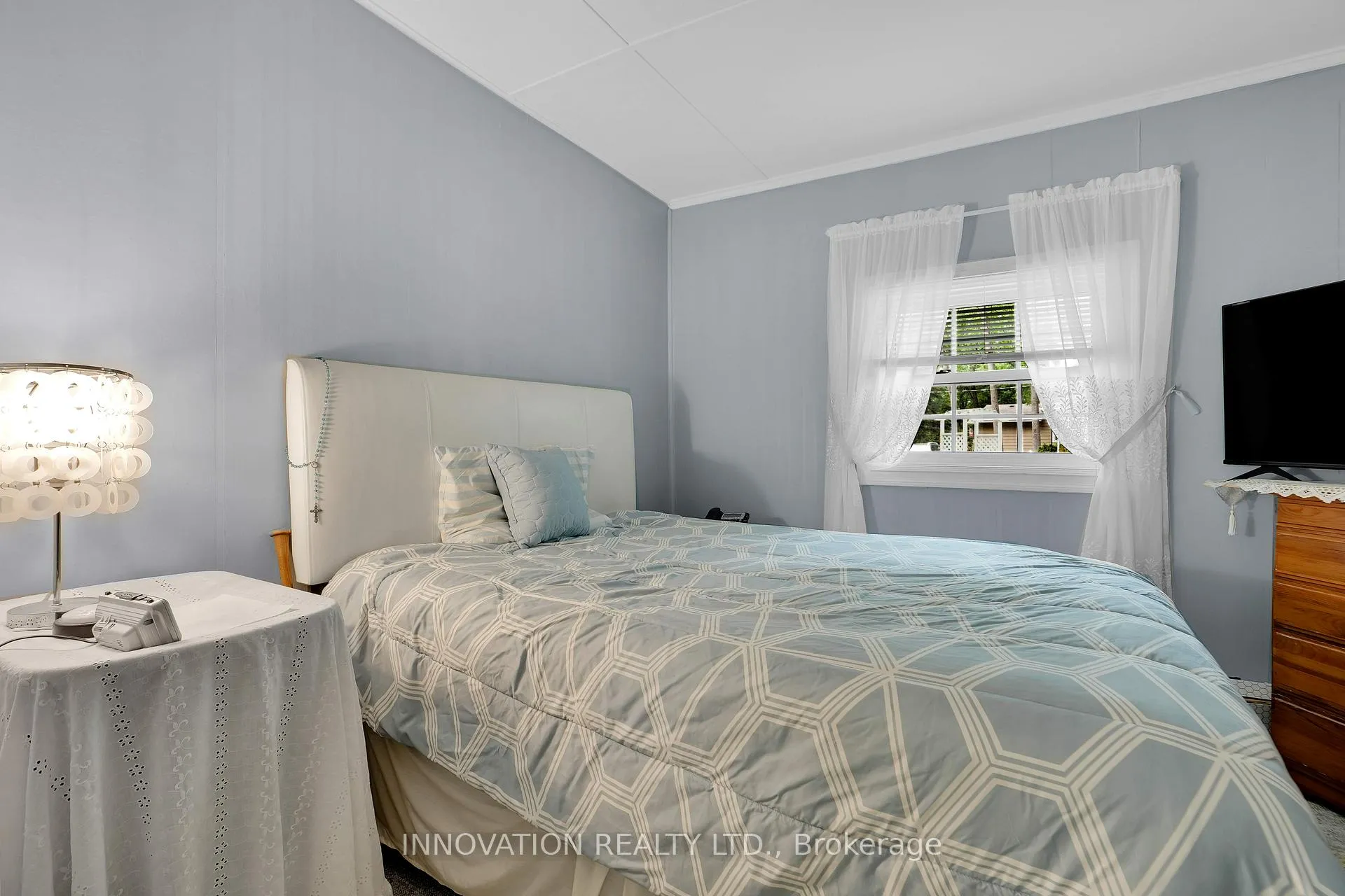 Photo 18 of 118 Torbolton Street, Ottawa, Constance Bay — HOMEH
