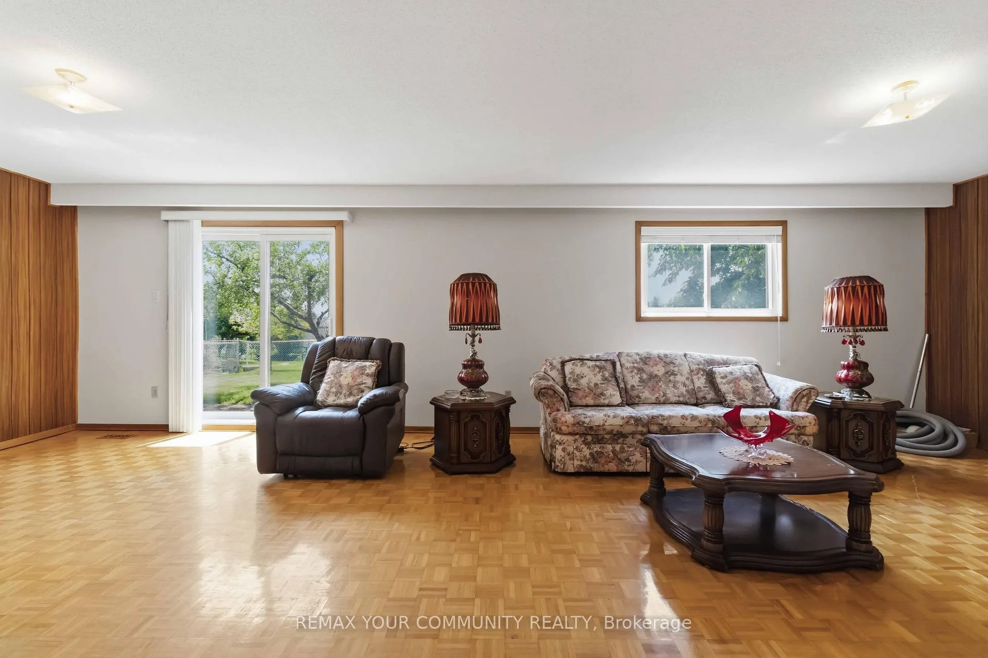 Photo 24 of 17 Harris Crescent, Vaughan, West Woodbridge — HOMEH