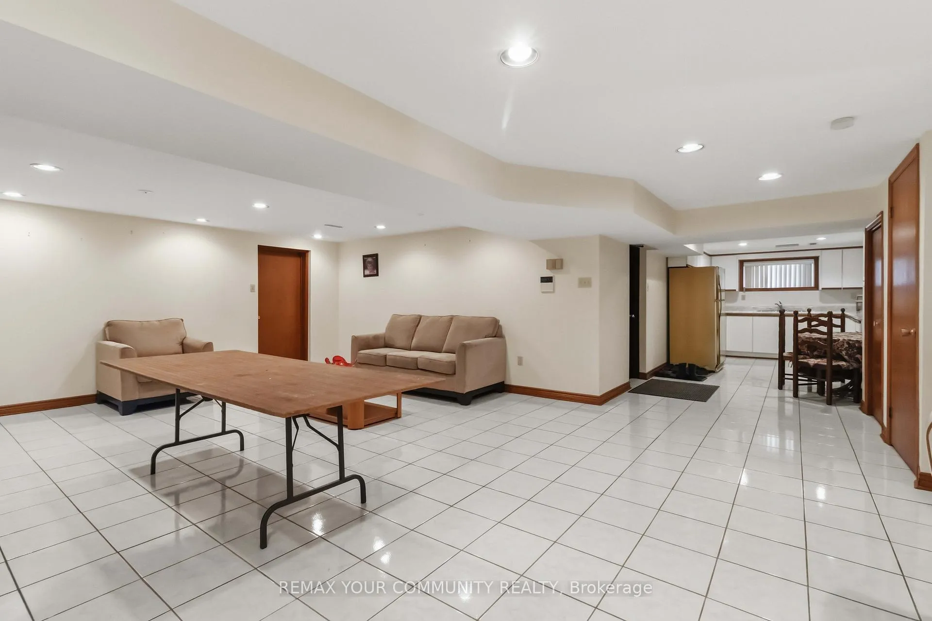 Photo 30 of 17 Harris Crescent, Vaughan, West Woodbridge — HOMEH