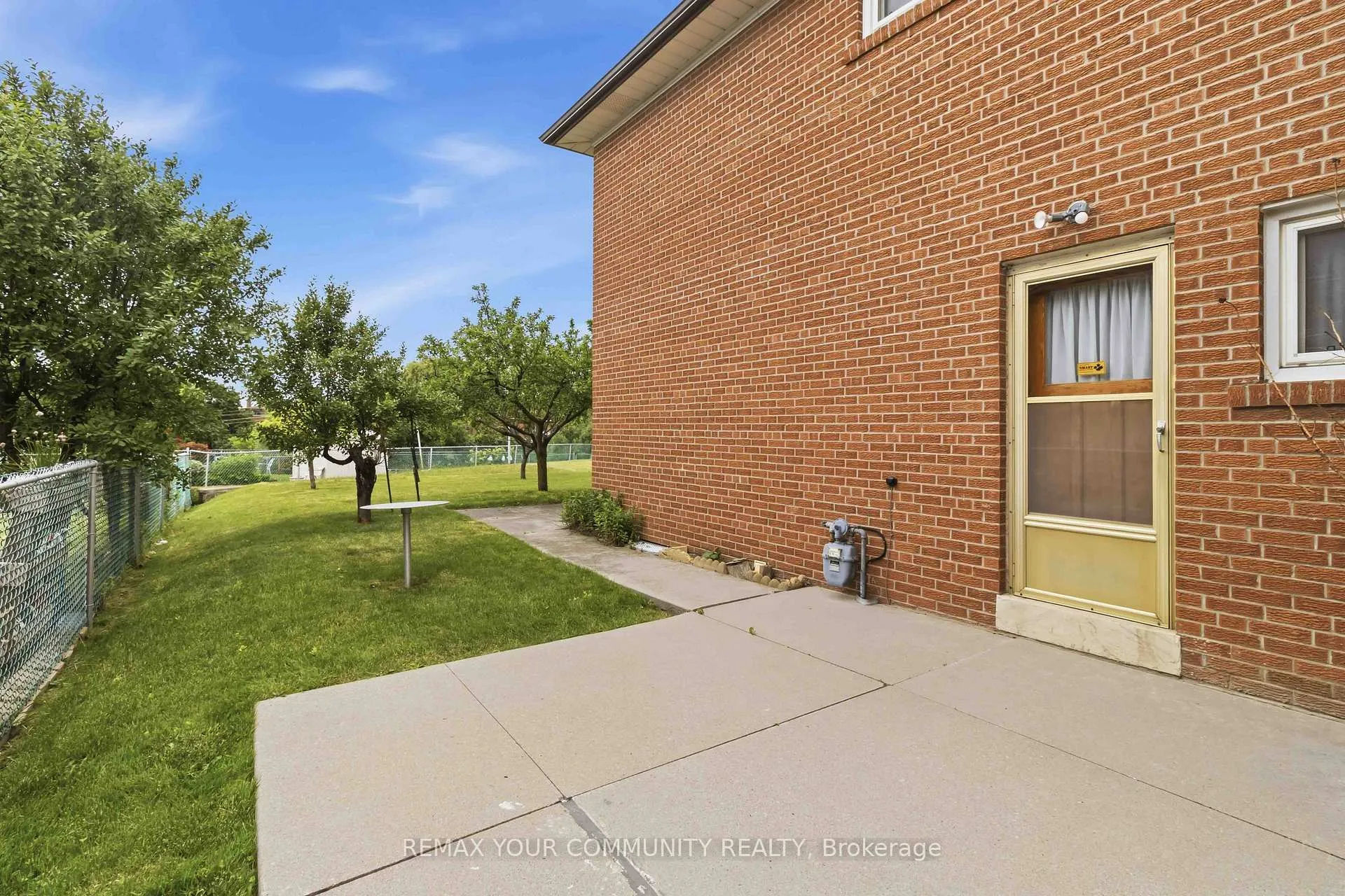 Photo 49 of 17 Harris Crescent, Vaughan, West Woodbridge — HOMEH