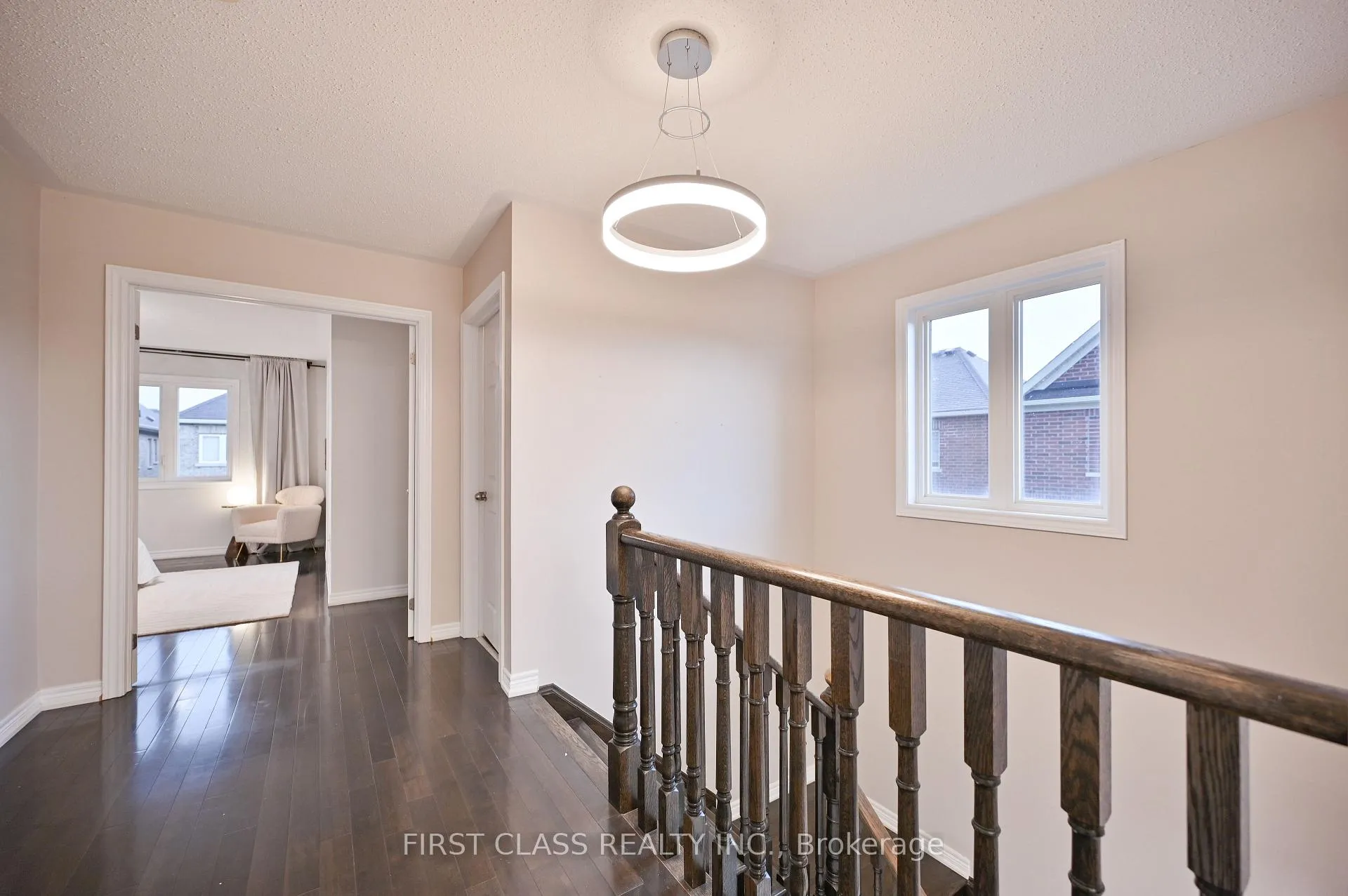 Photo 15 of 17 Chao Crescent, Richmond Hill, Oak Ridges — HOMEH