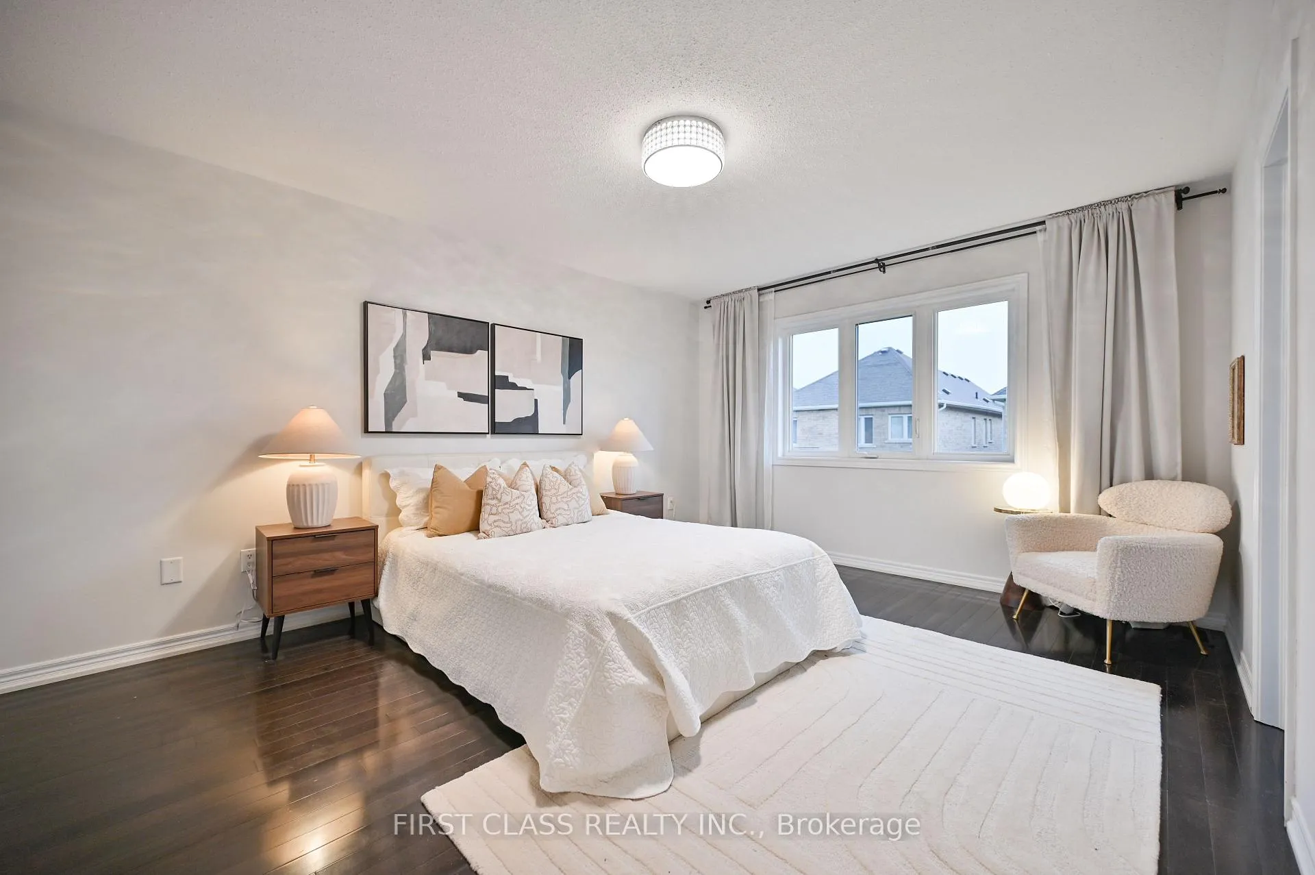 Photo 16 of 17 Chao Crescent, Richmond Hill, Oak Ridges — HOMEH