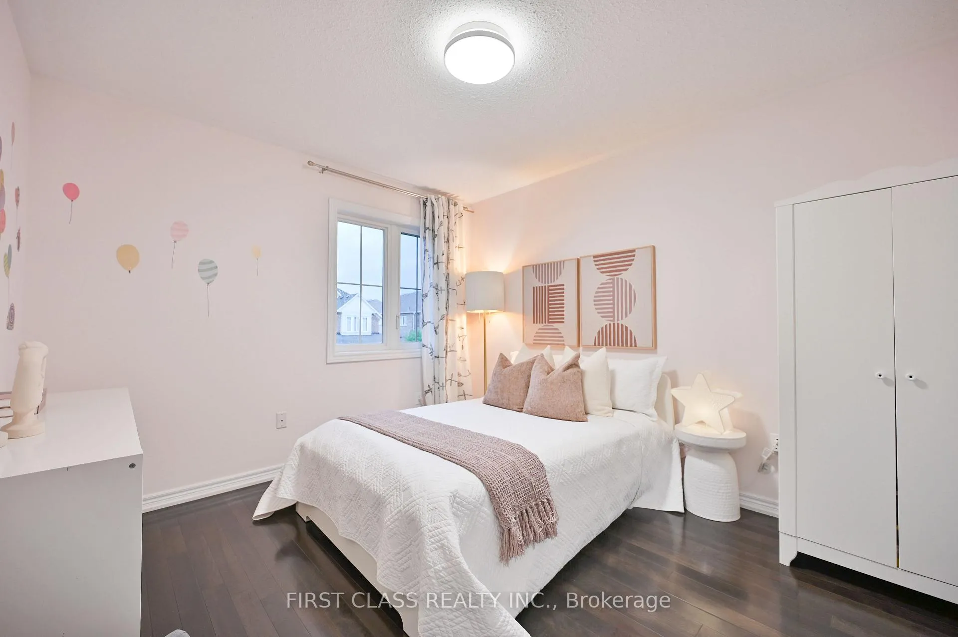 Photo 21 of 17 Chao Crescent, Richmond Hill, Oak Ridges — HOMEH