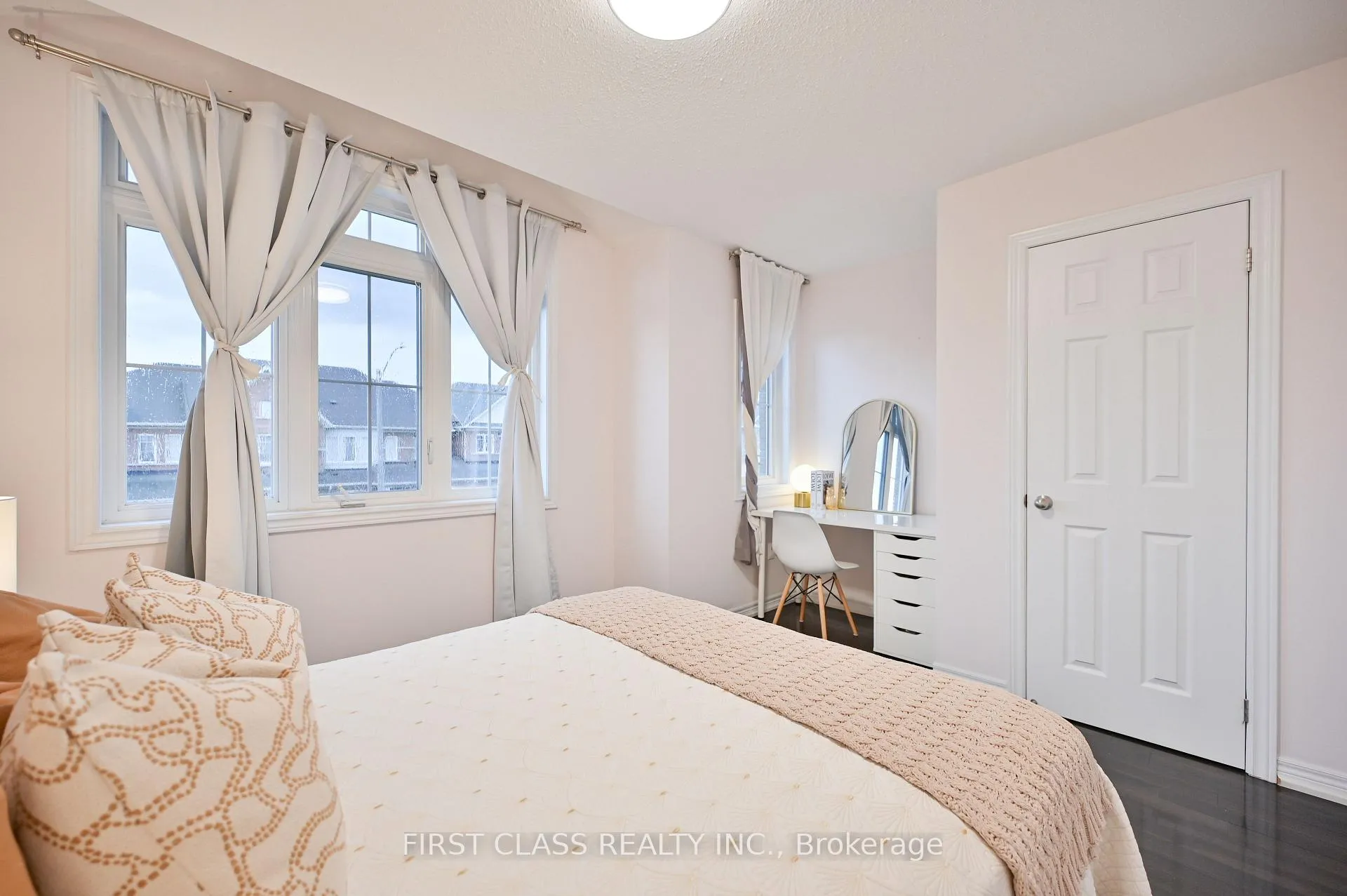 Photo 24 of 17 Chao Crescent, Richmond Hill, Oak Ridges — HOMEH