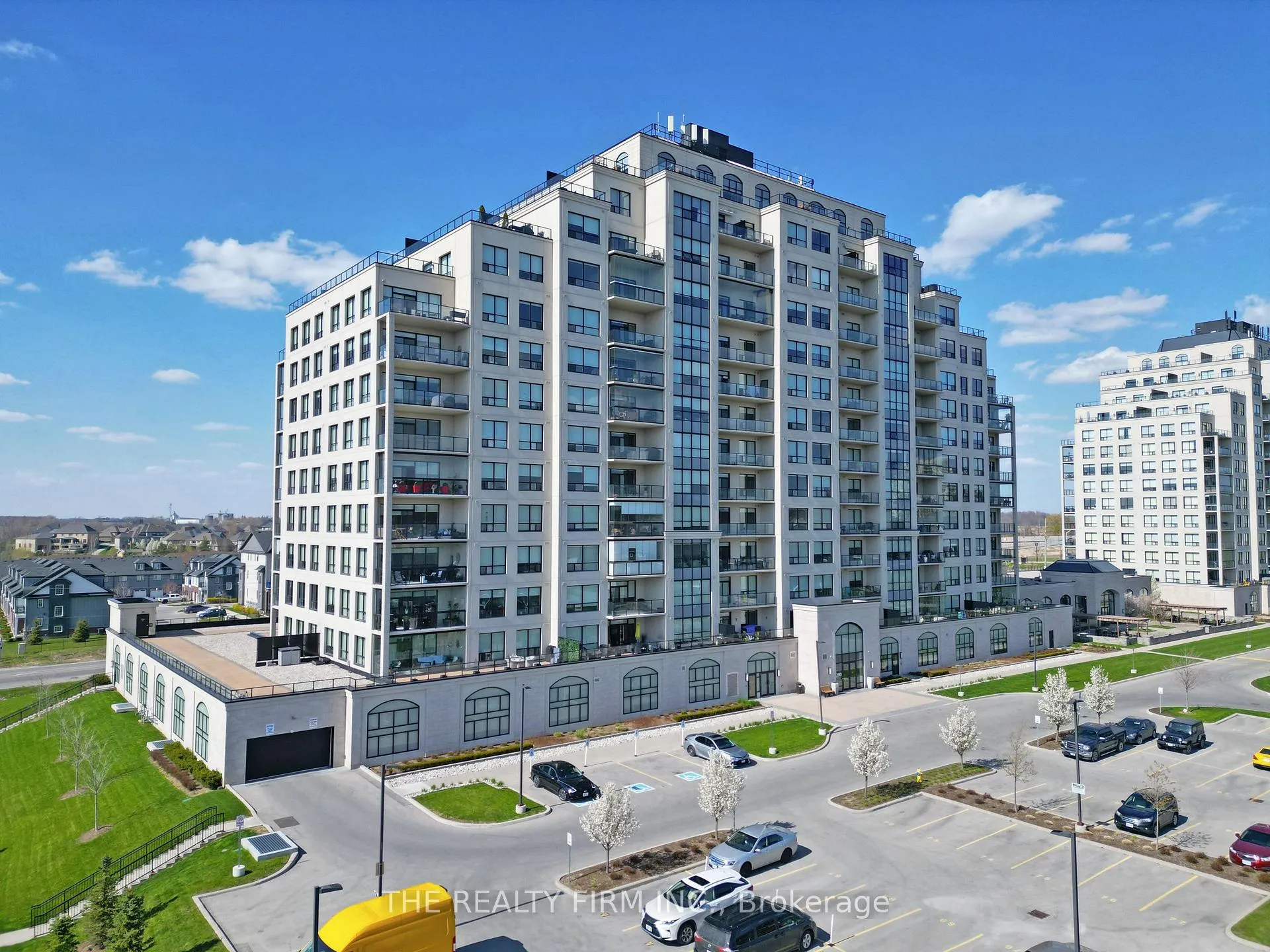 Photo 3 of Unit 708, 260 Villagewalk Boulevard, London, North R — HOMEH