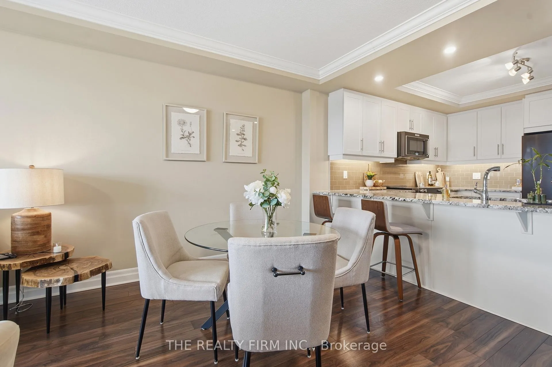 Photo 10 of Unit 708, 260 Villagewalk Boulevard, London, North R — HOMEH