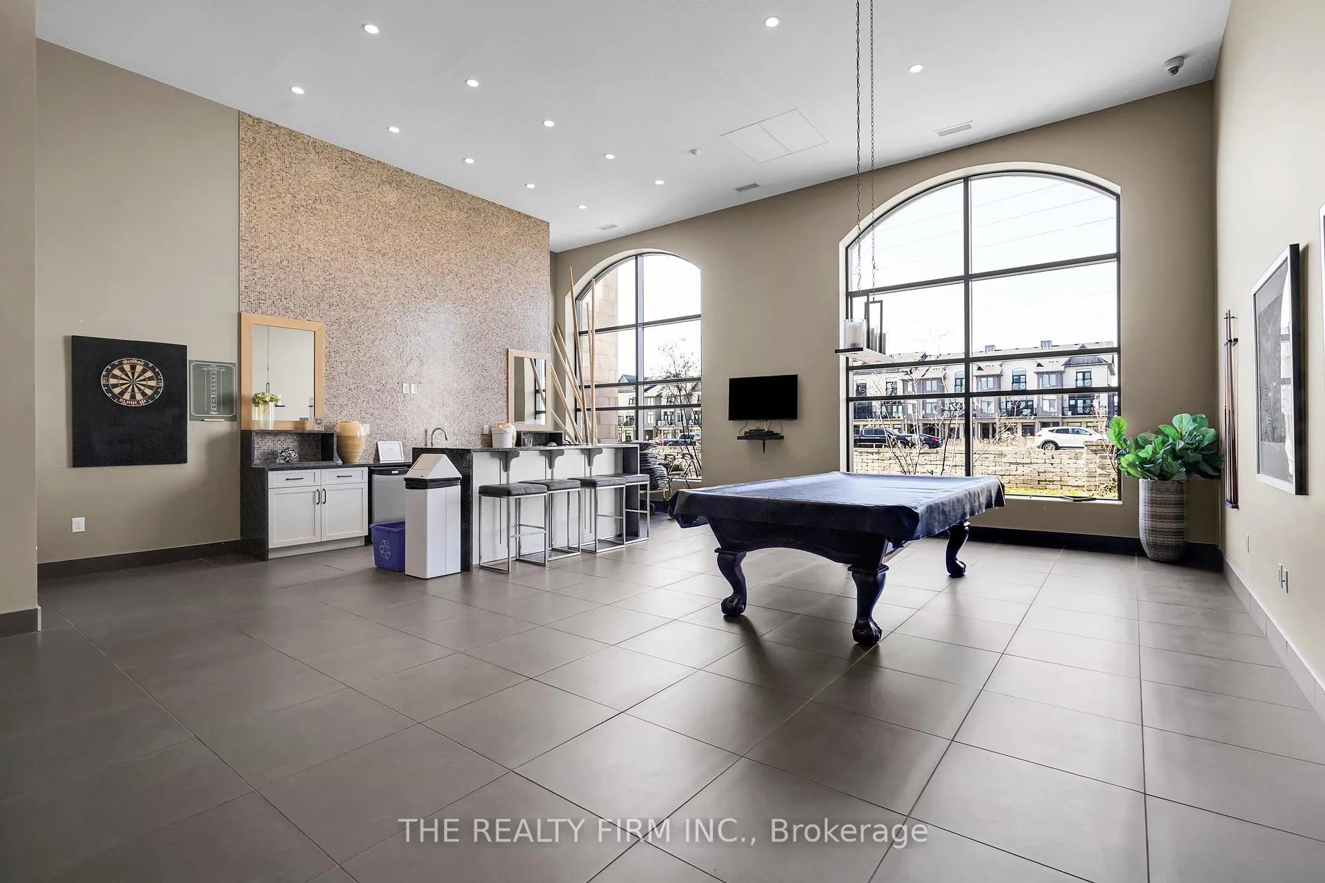 Photo 41 of Unit 708, 260 Villagewalk Boulevard, London, North R — HOMEH