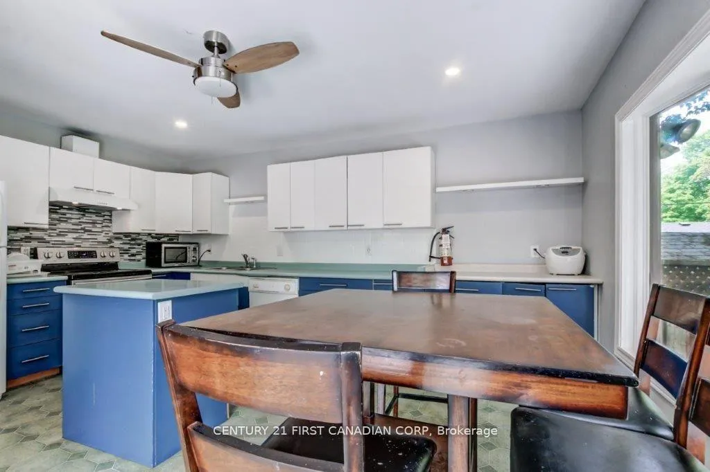 Photo 3 of 776 Quebec Street, London, East G — HOMEH