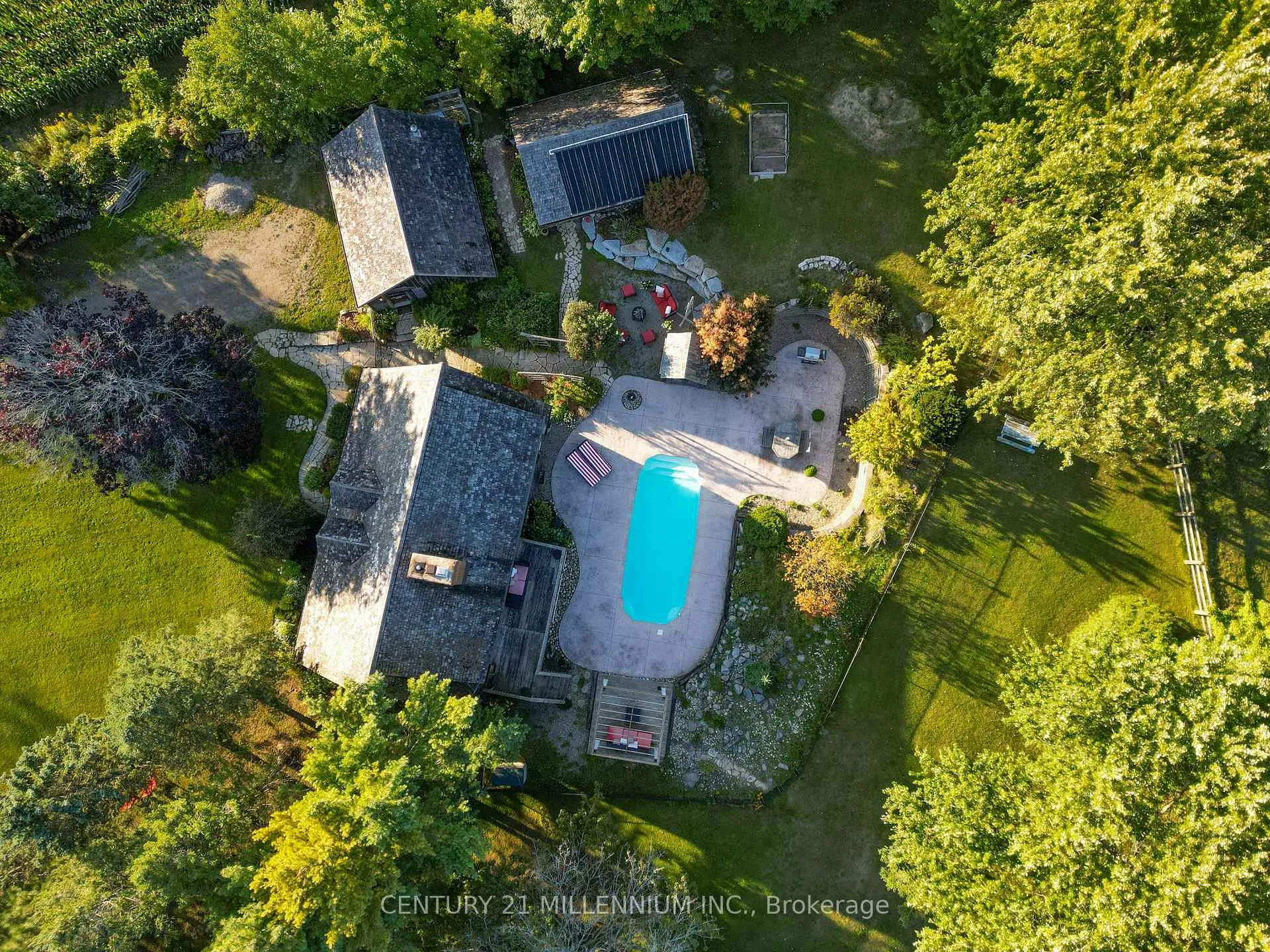 Photo 5 of 20909 Shaws Creek Road, Caledon, Alton — HOMEH