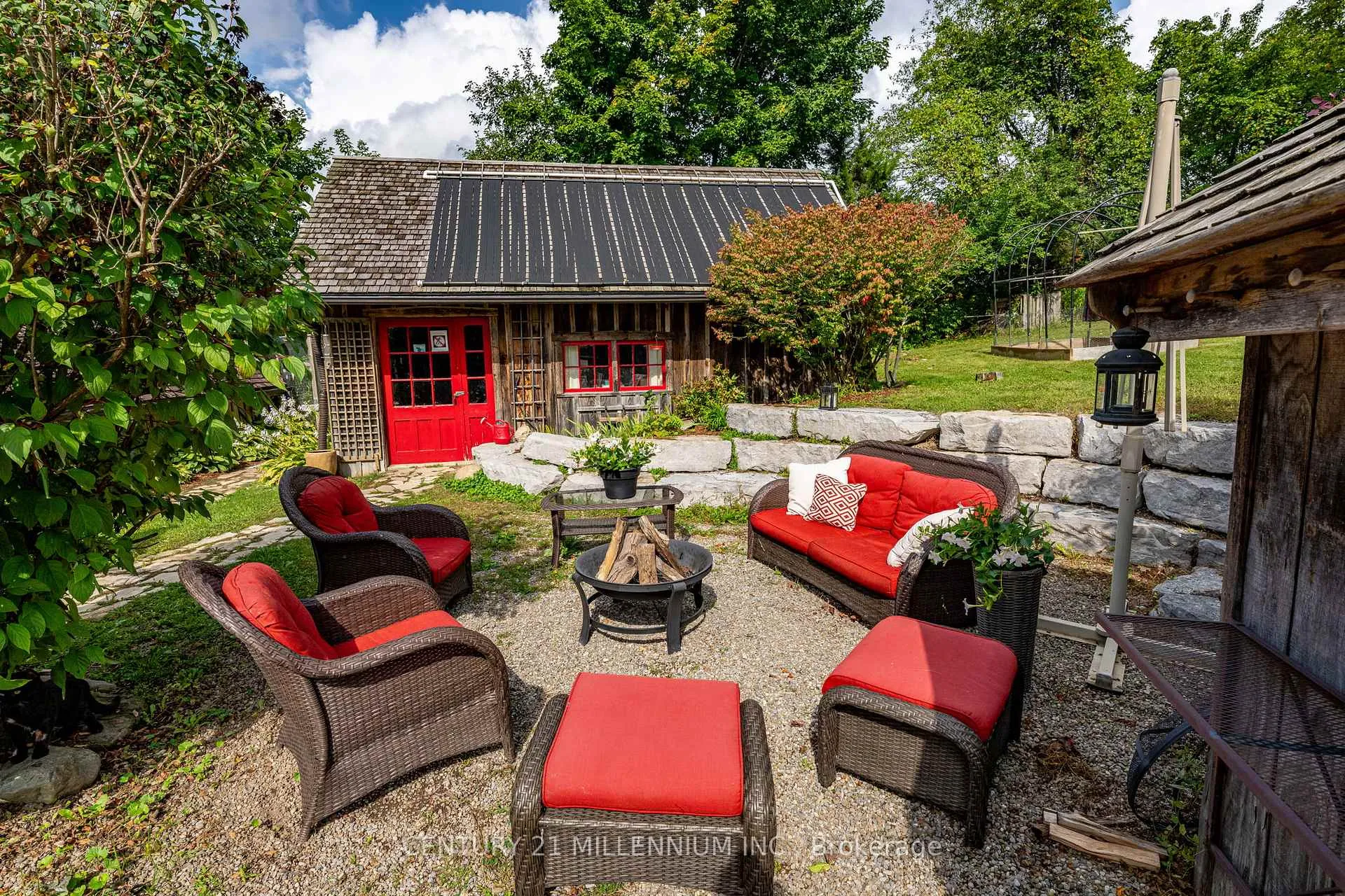 Photo 25 of 20909 Shaws Creek Road, Caledon, Alton — HOMEH