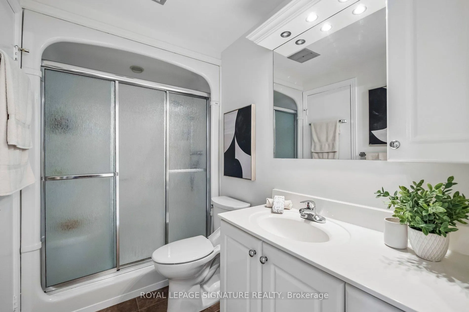 Photo 29 of Unit 13, 5 Michael Boulevard, Whitby, Lynde Creek — HOMEH