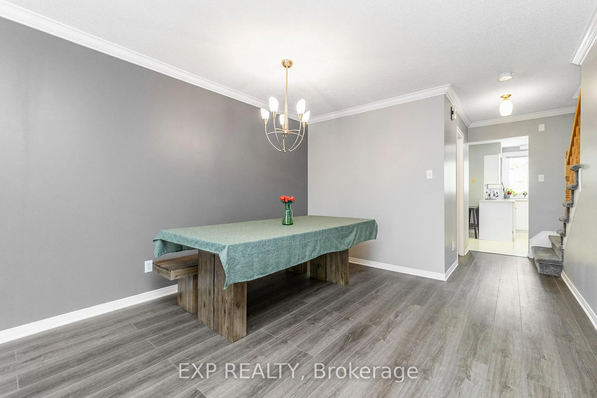 Photo 8 of 69 Briston Private, Ottawa, Hunt Club Park — HOMEH