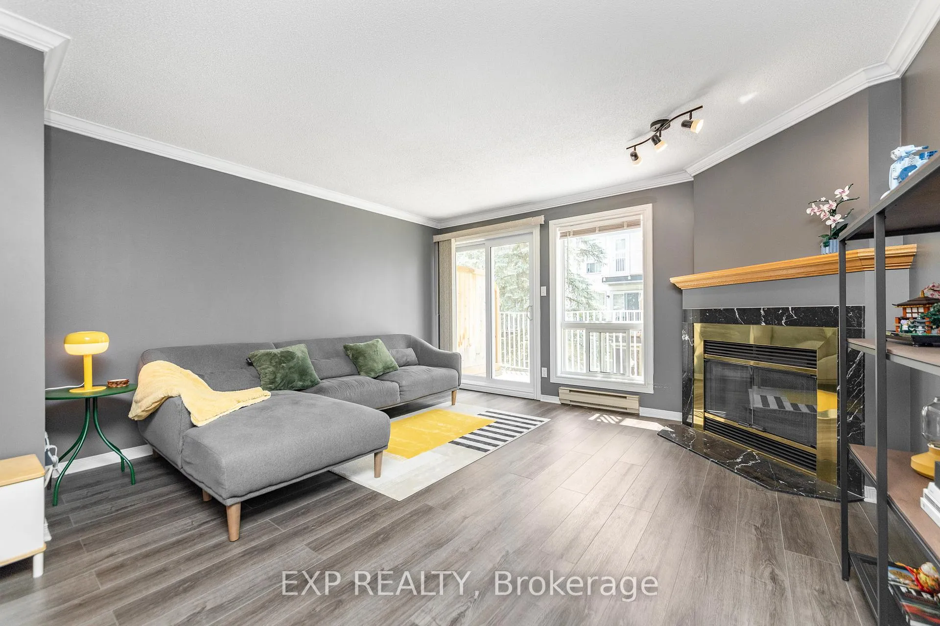 Photo 10 of 69 Briston Private, Ottawa, Hunt Club Park — HOMEH