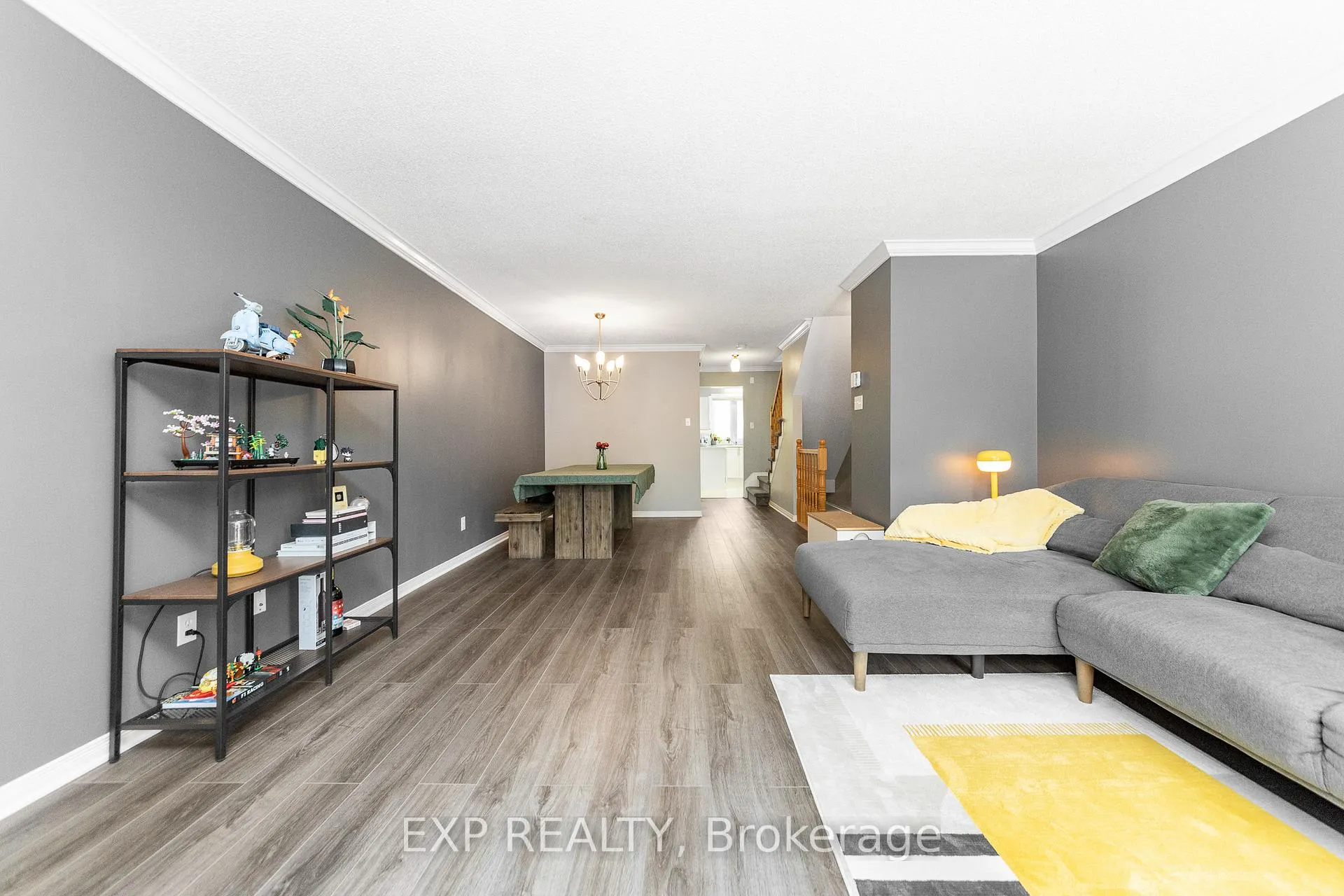 Photo 13 of 69 Briston Private, Ottawa, Hunt Club Park — HOMEH
