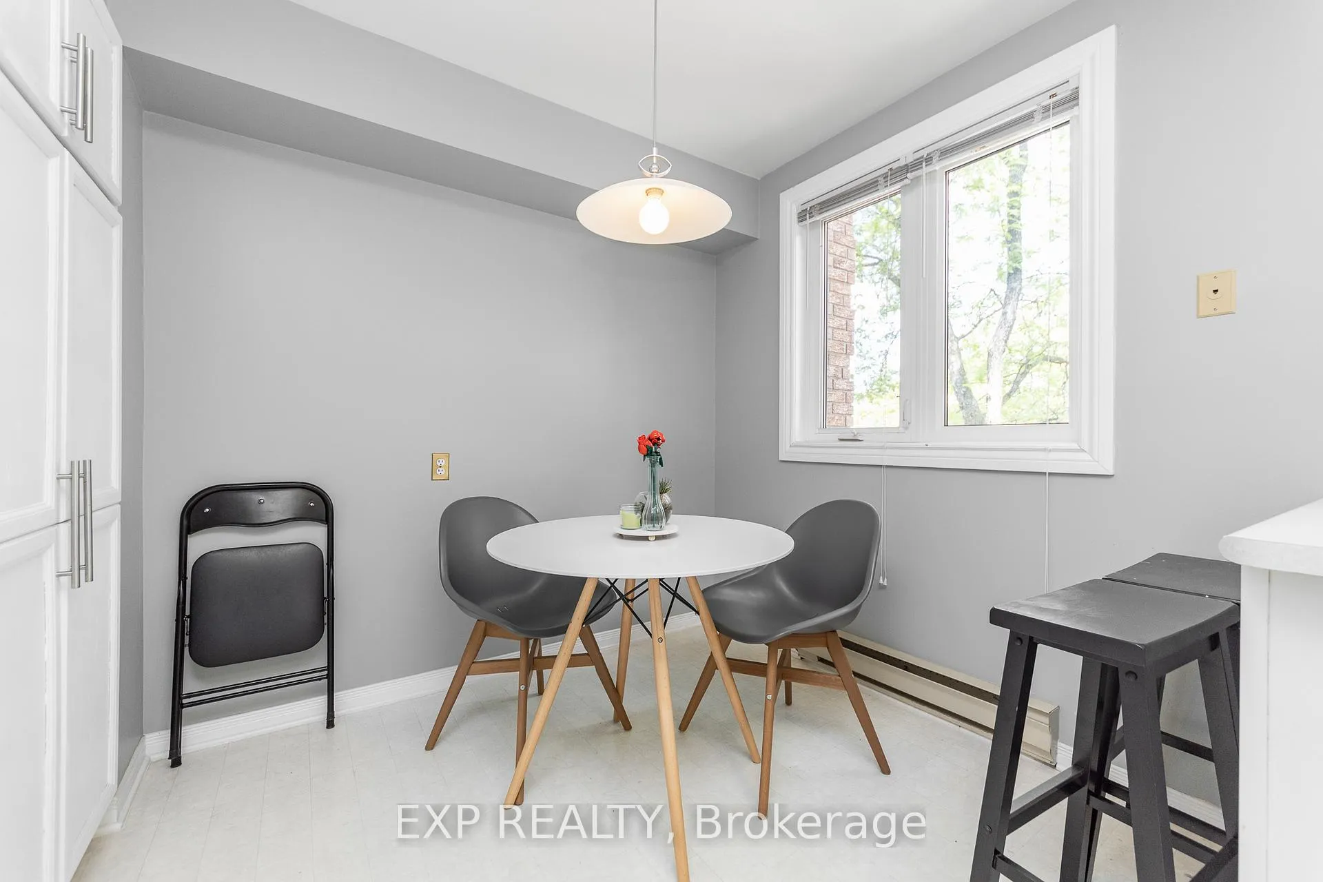 Photo 18 of 69 Briston Private, Ottawa, Hunt Club Park — HOMEH