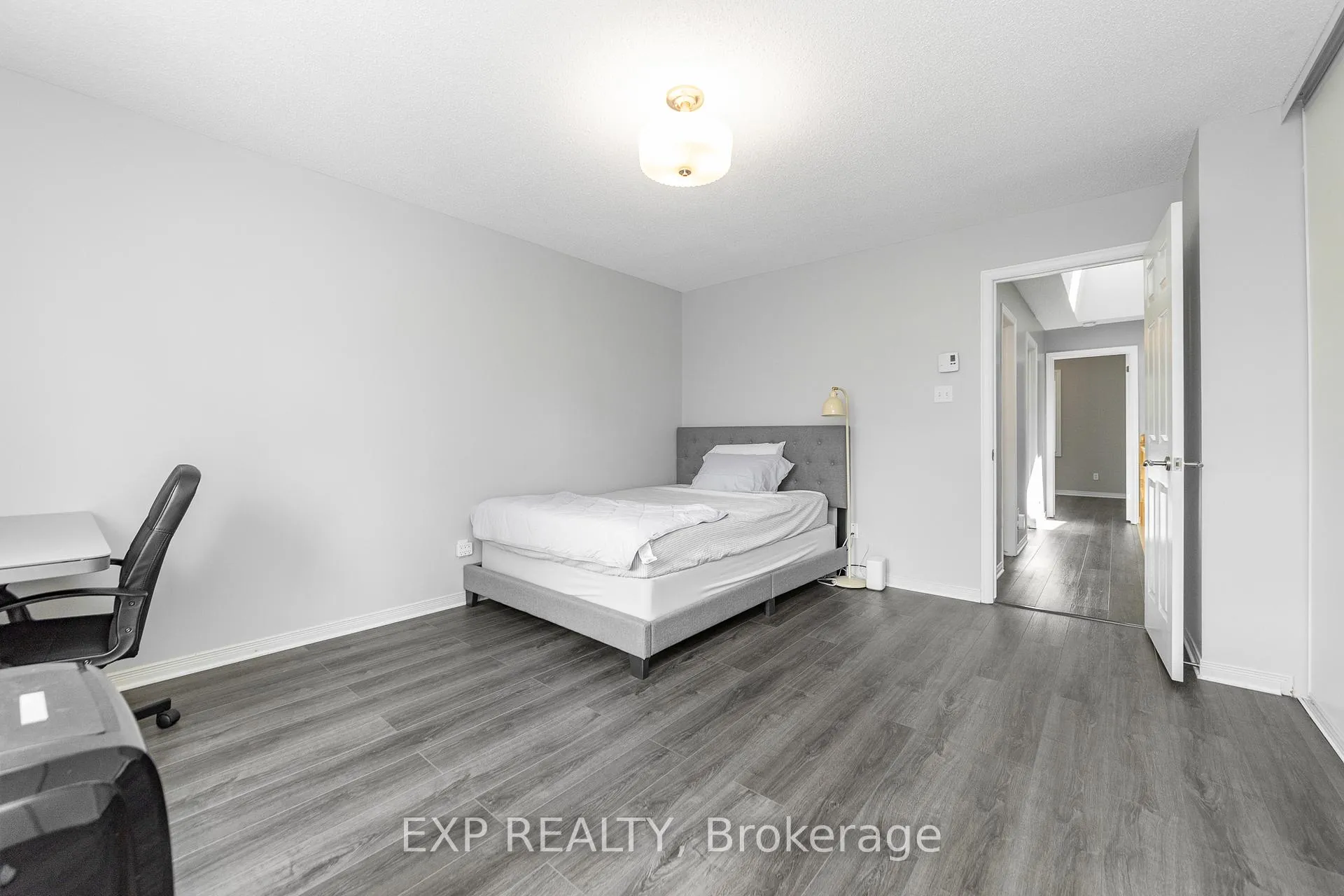 Photo 31 of 69 Briston Private, Ottawa, Hunt Club Park — HOMEH