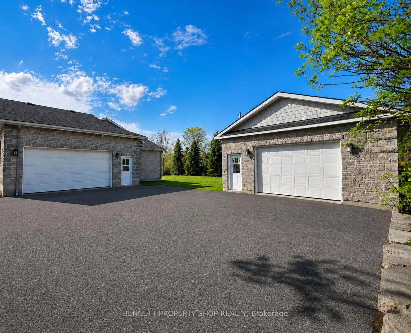 Photo 6 of 121 Covered Bridge Way, Ottawa, Huntley Ward (South East) — HOMEH