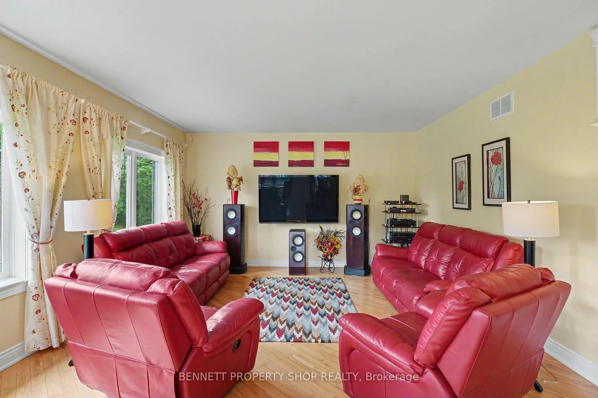 Photo 19 of 121 Covered Bridge Way, Ottawa, Huntley Ward (South East) — HOMEH