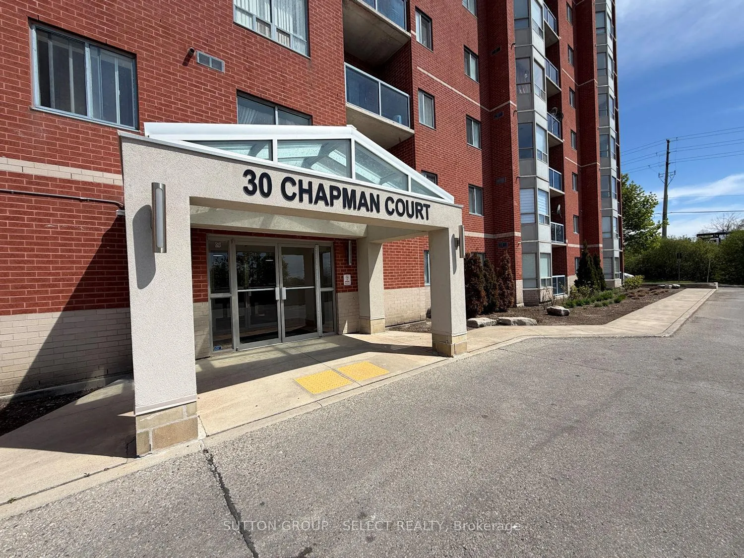 Photo 3 of Unit 407, 30 Chapman Court, London, North I — HOMEH