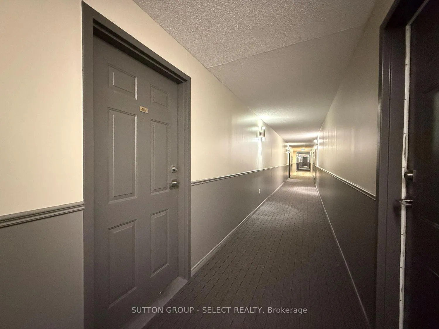 Photo 6 of Unit 407, 30 Chapman Court, London, North I — HOMEH