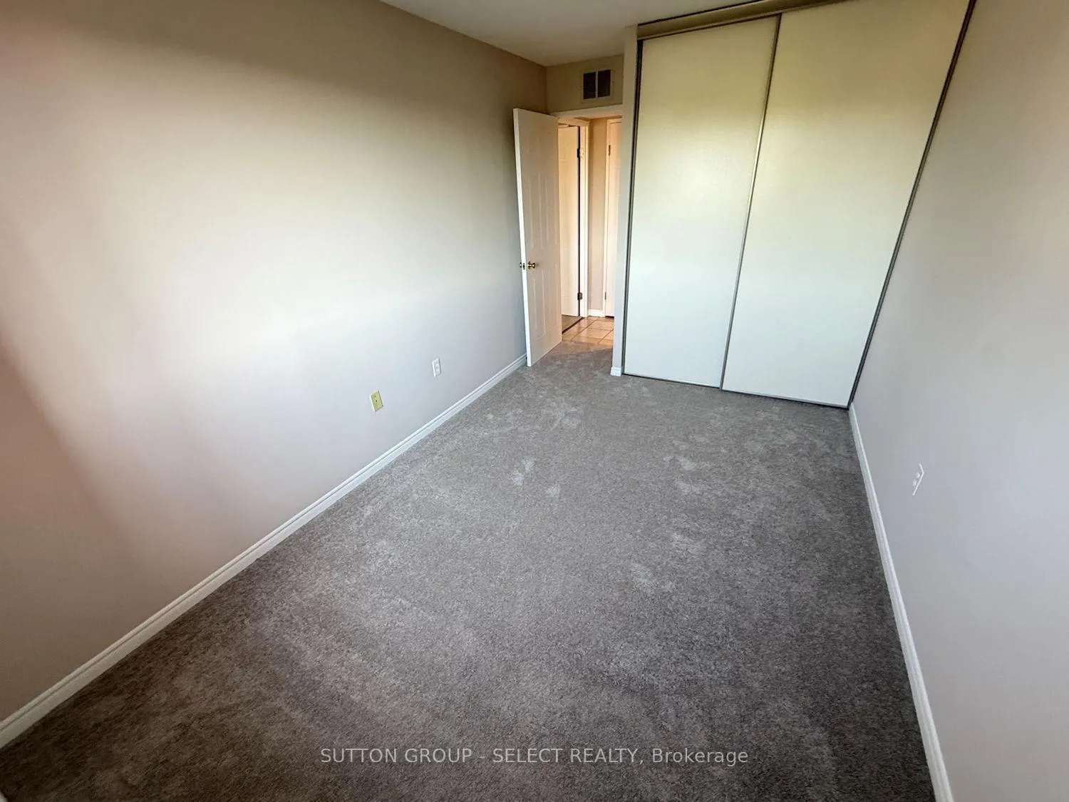 Photo 19 of Unit 407, 30 Chapman Court, London, North I — HOMEH