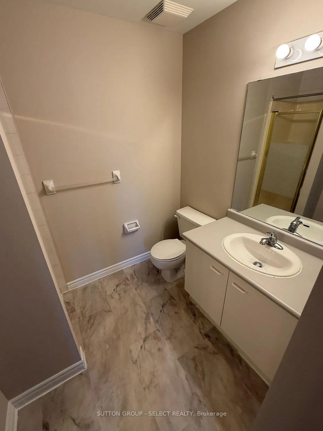 Photo 24 of Unit 407, 30 Chapman Court, London, North I — HOMEH
