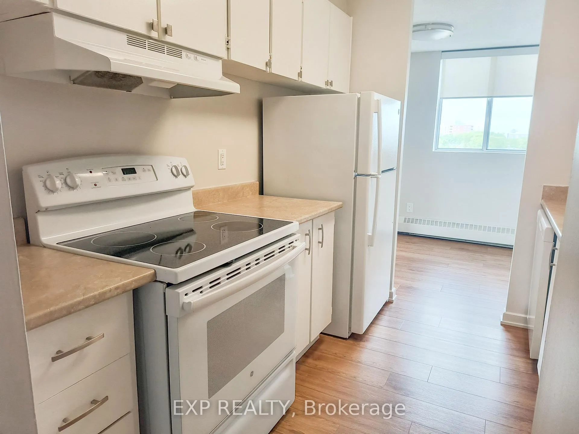 Photo 2 of Unit 503, 981 Gulf Place, Ottawa, Carson Meadows — HOMEH