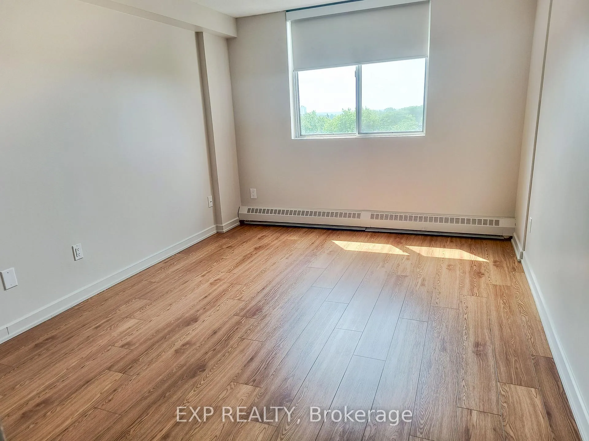 Photo 5 of Unit 503, 981 Gulf Place, Ottawa, Carson Meadows — HOMEH