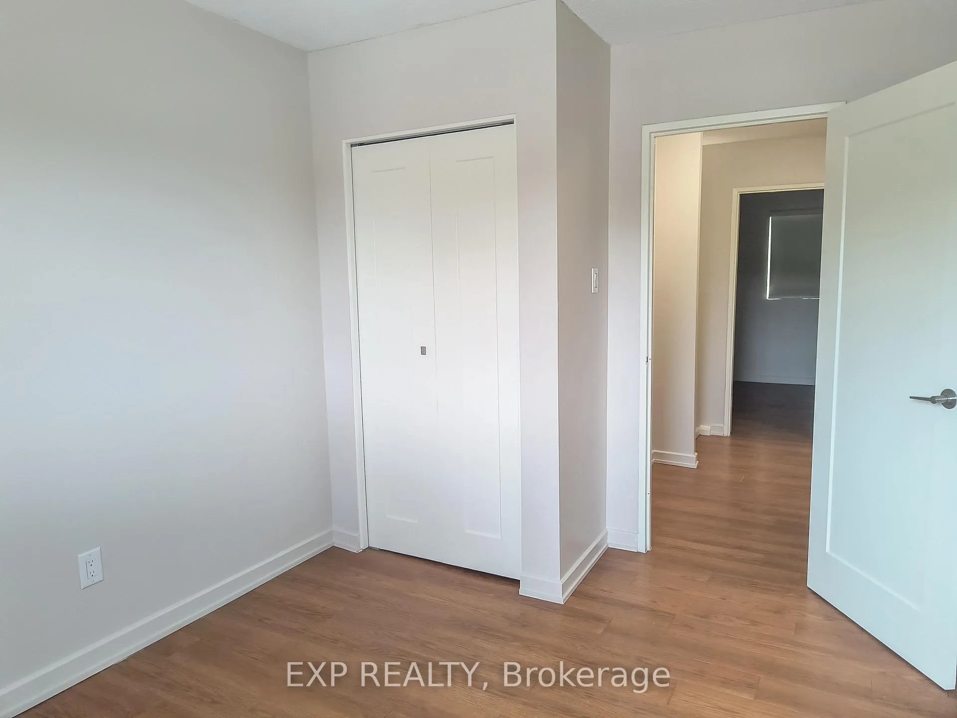 Photo 14 of Unit 6, 971 Gulf Place, Ottawa, Carson Meadows — HOMEH