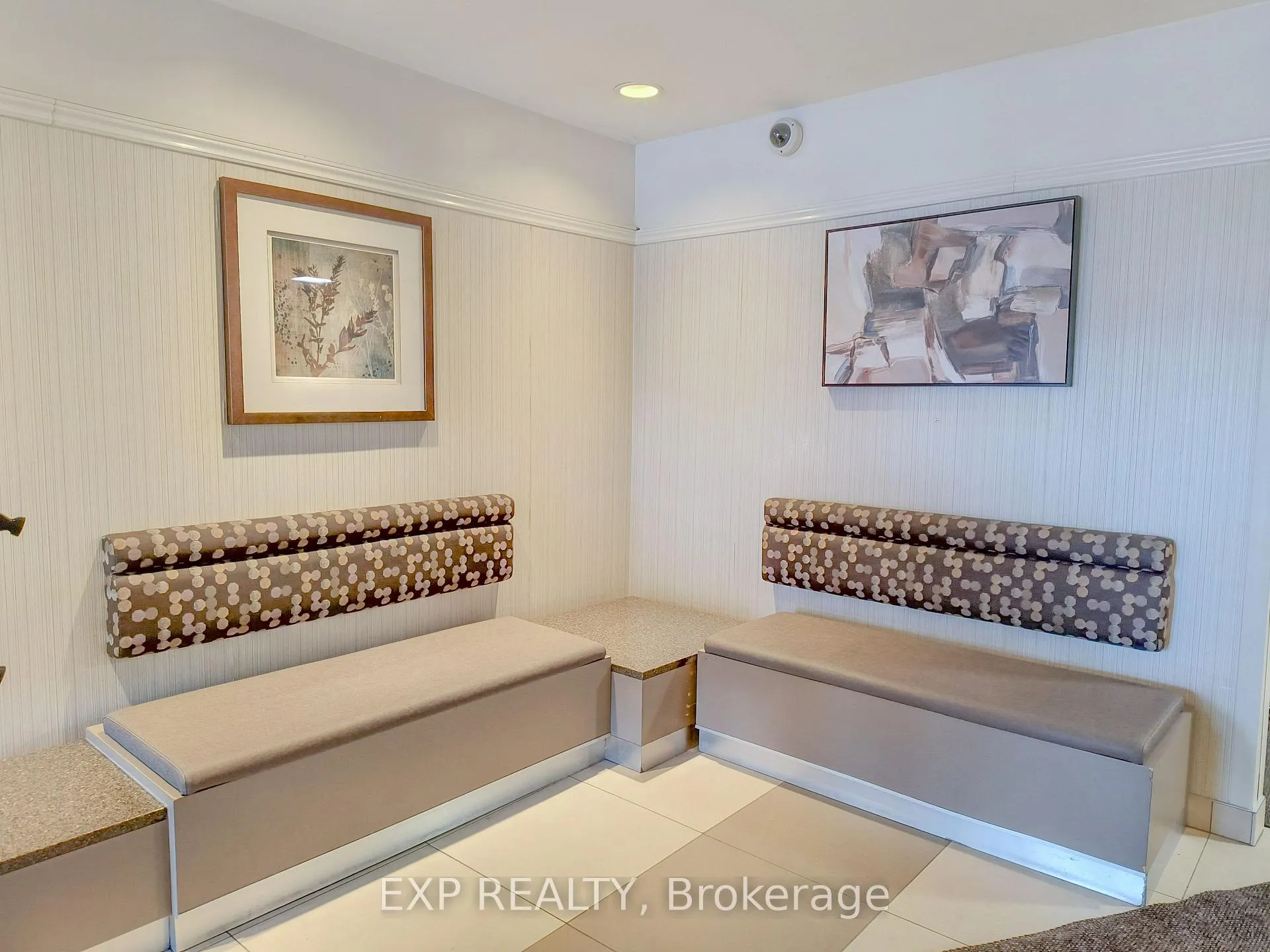 Photo 21 of Unit 6, 971 Gulf Place, Ottawa, Carson Meadows — HOMEH